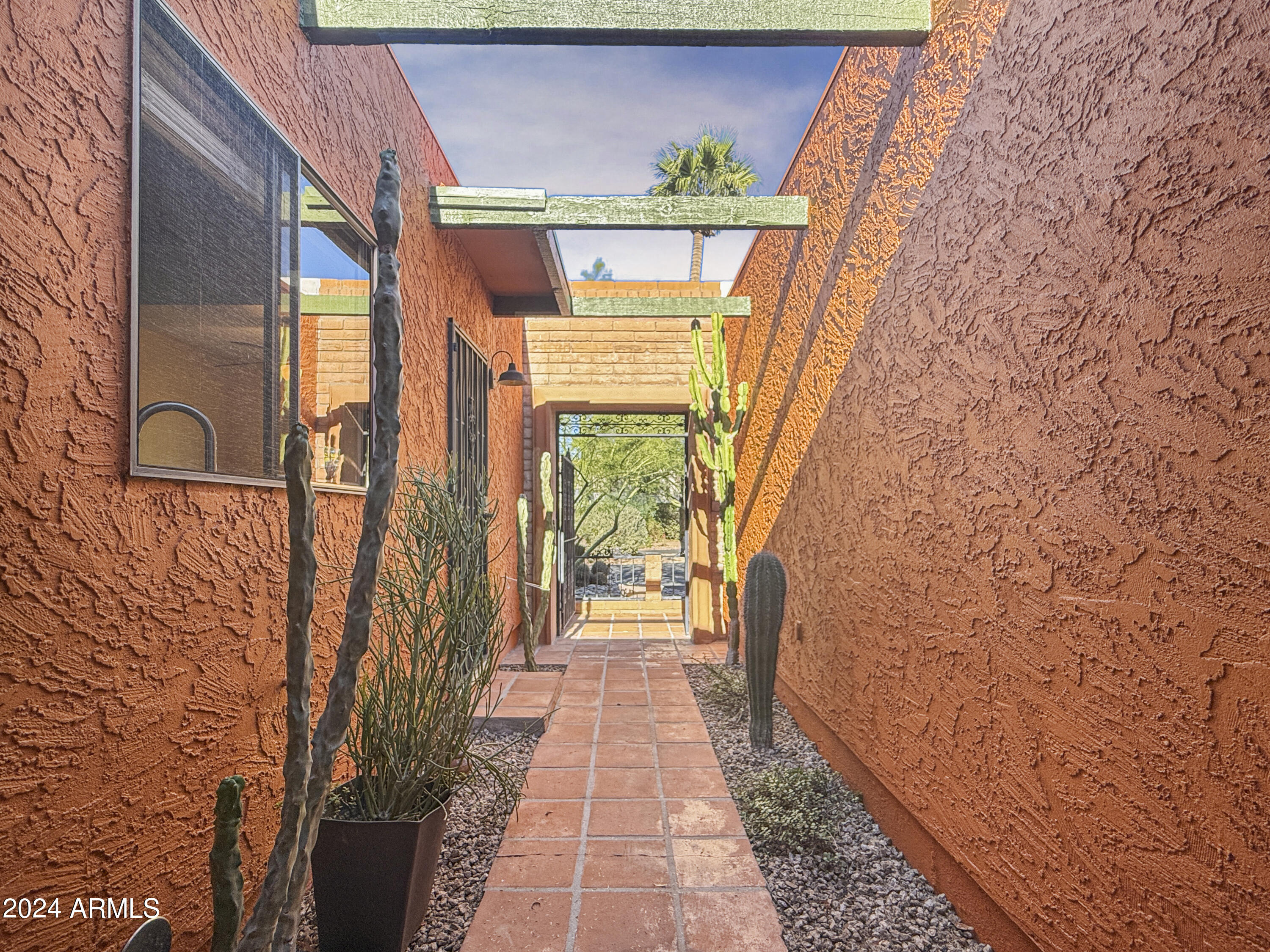 37212 N TRANQUIL Trail # 17