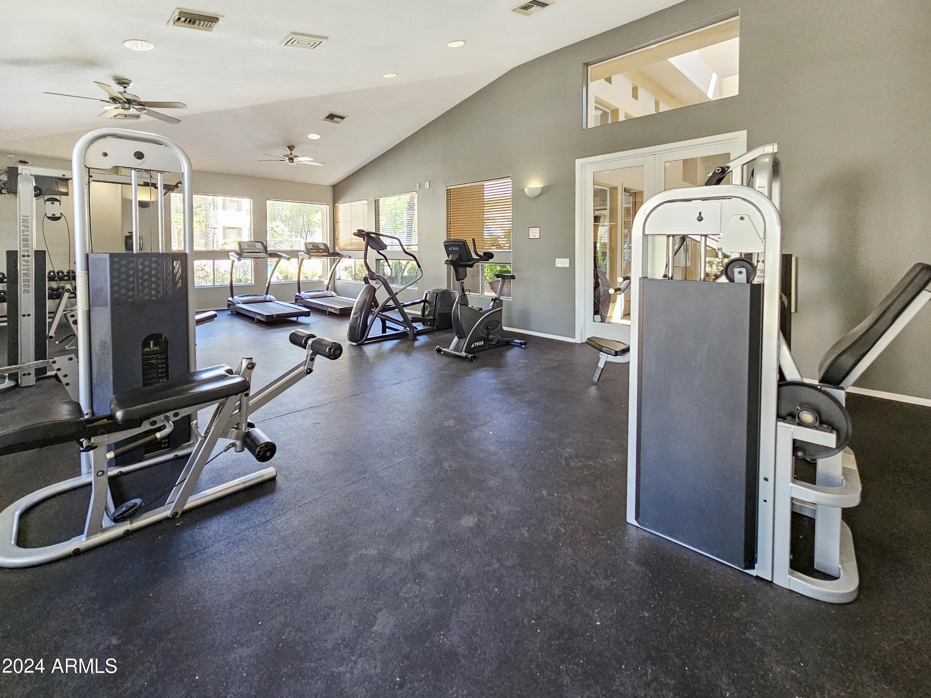 3830 E LAKEWOOD Parkway E # 3130