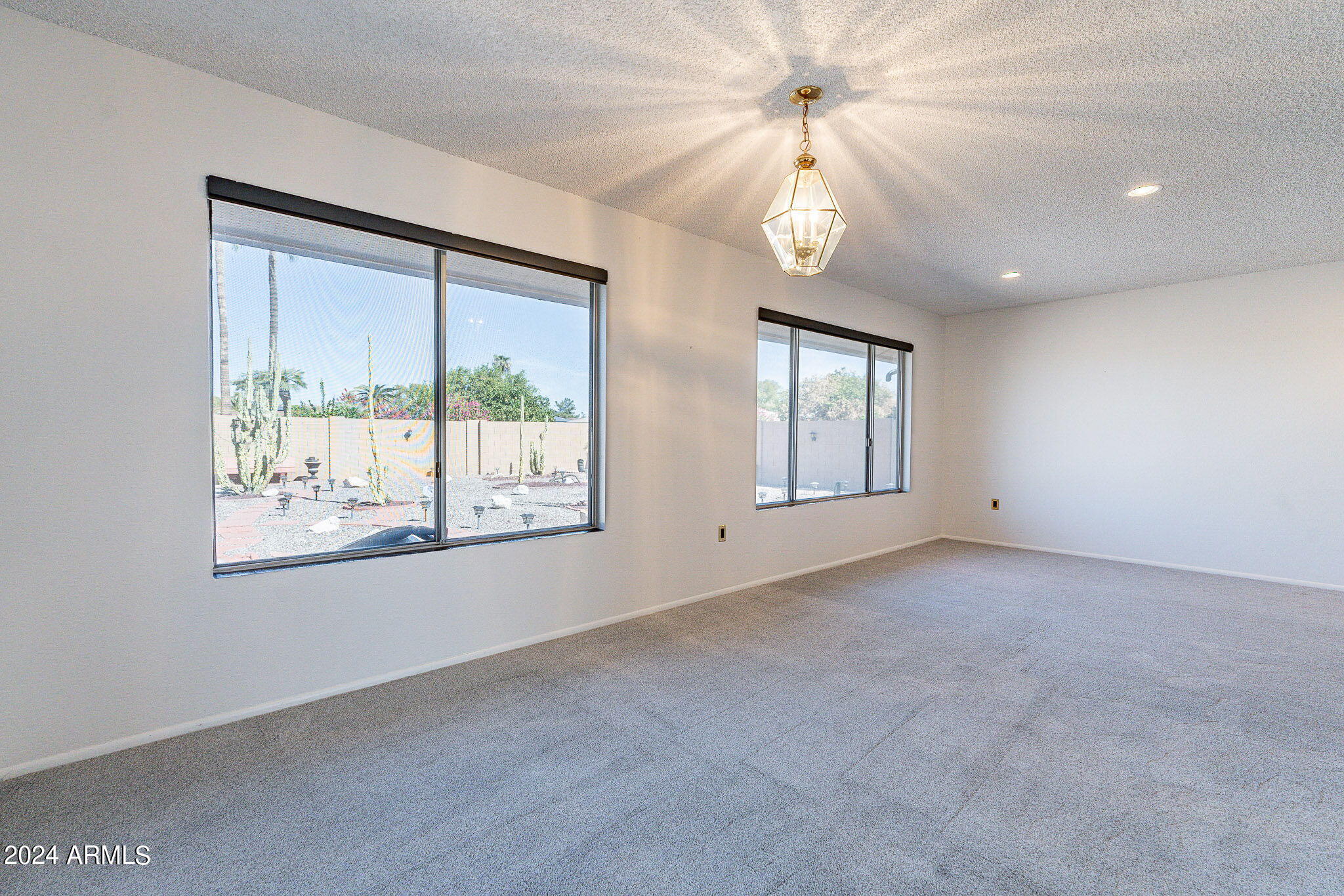 10030 W DESERT ROCK Drive