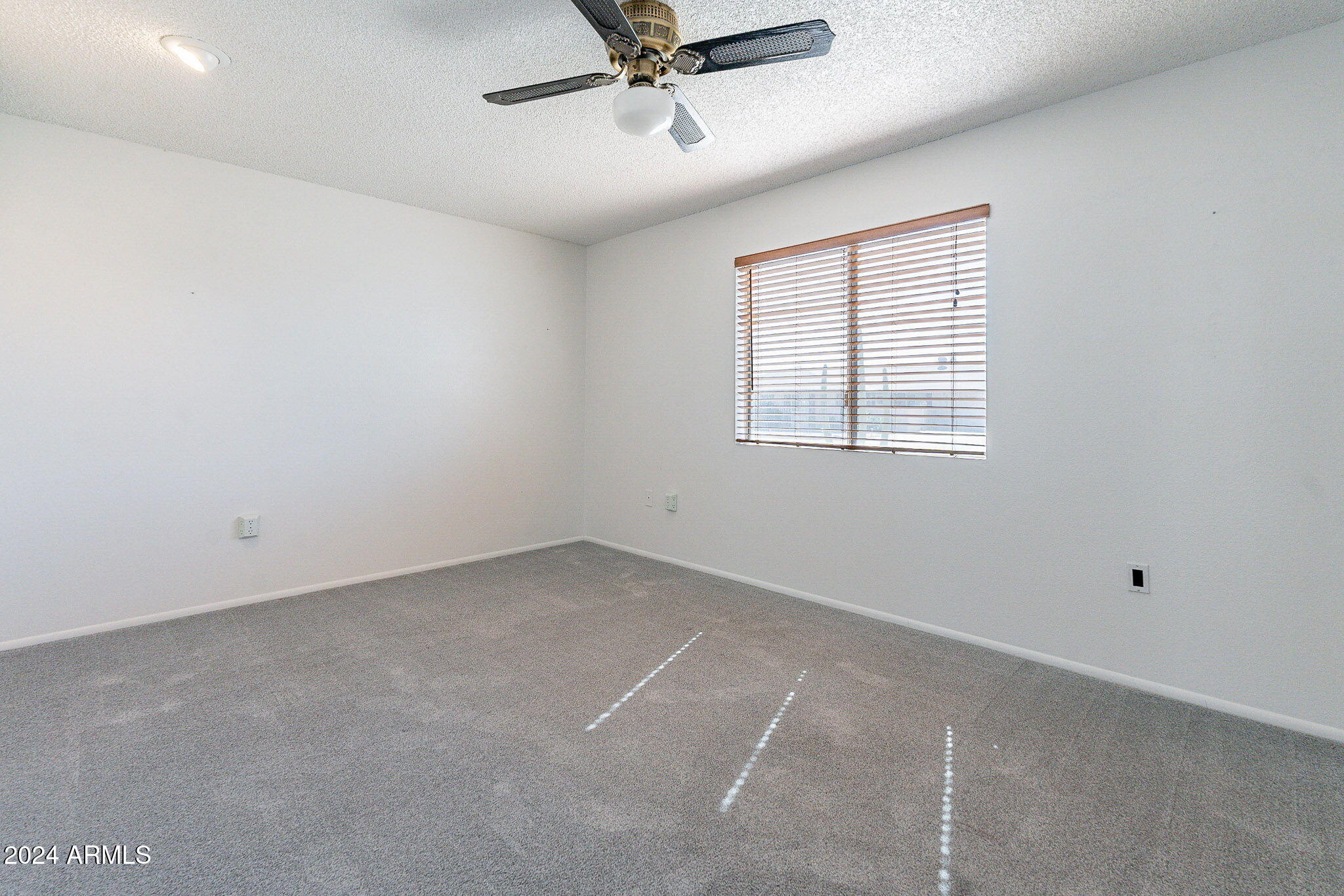 10030 W DESERT ROCK Drive