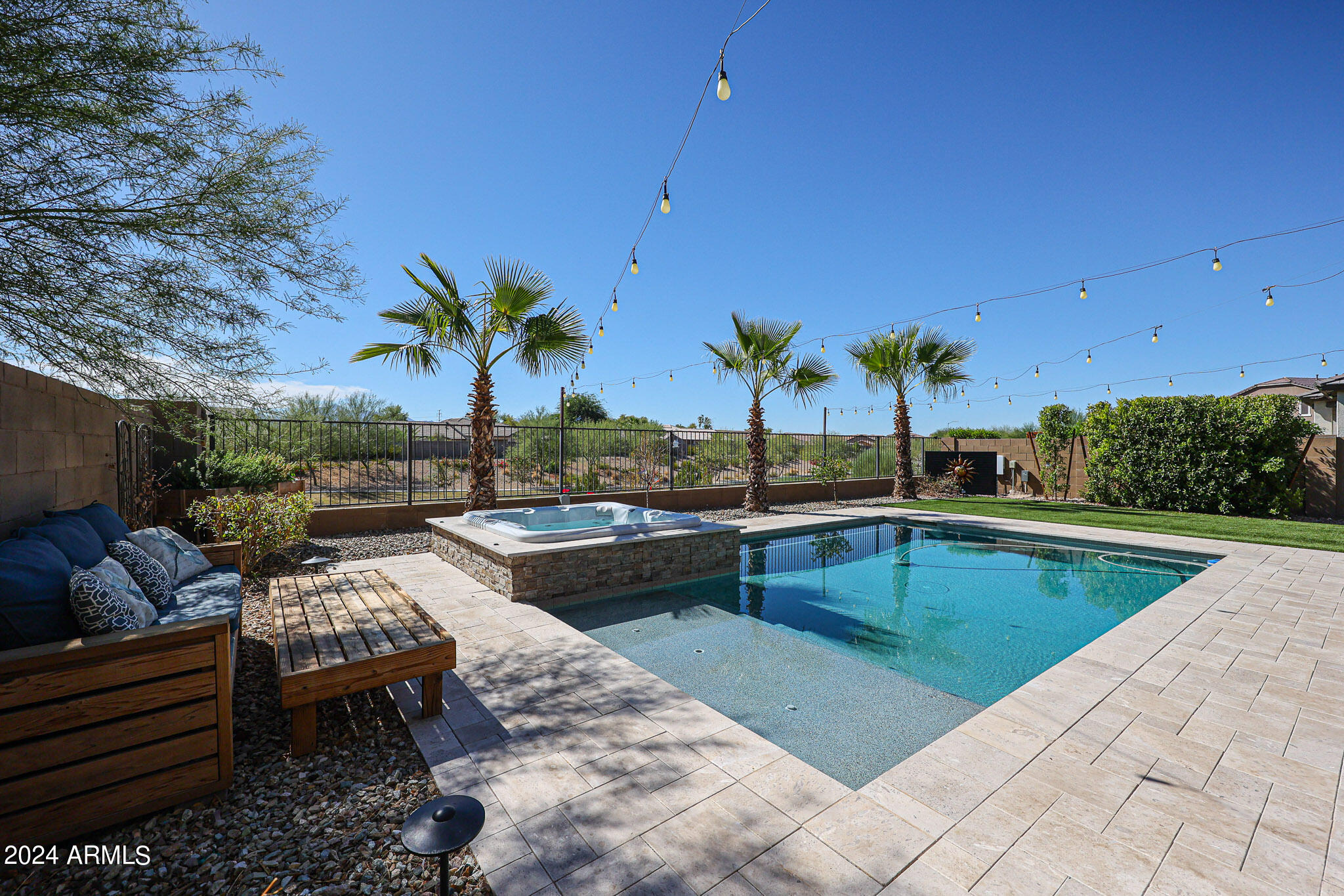 7727 W AGORA Lane