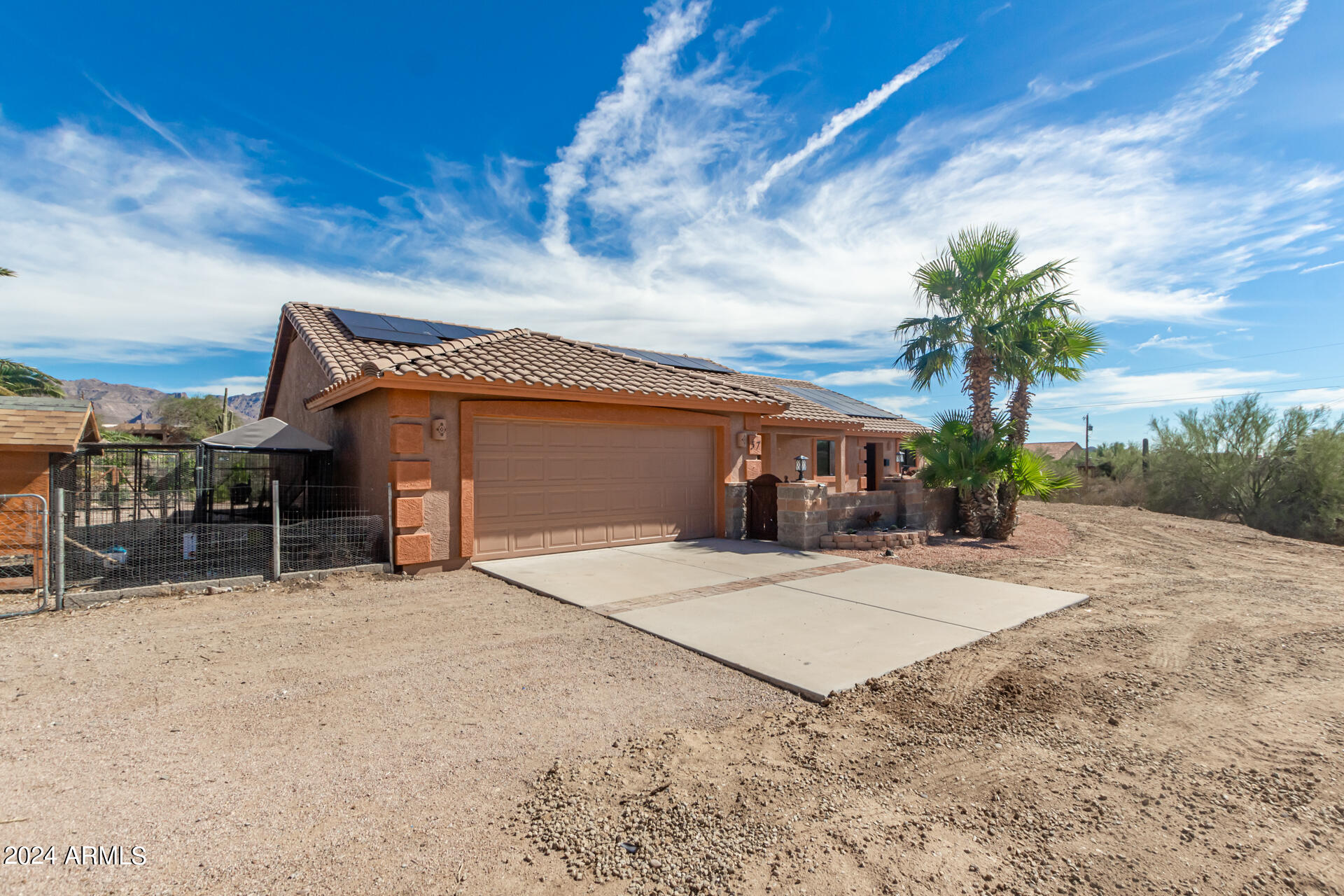 57 N ROADRUNNER Road