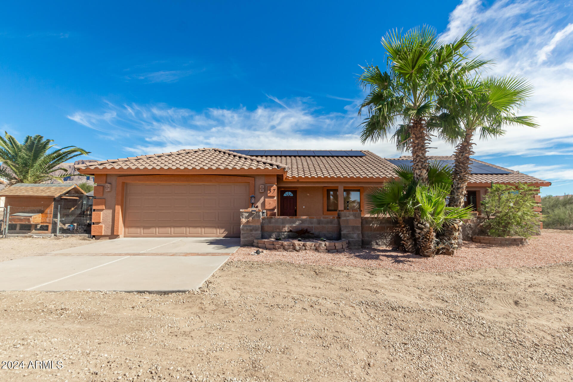 57 N ROADRUNNER Road