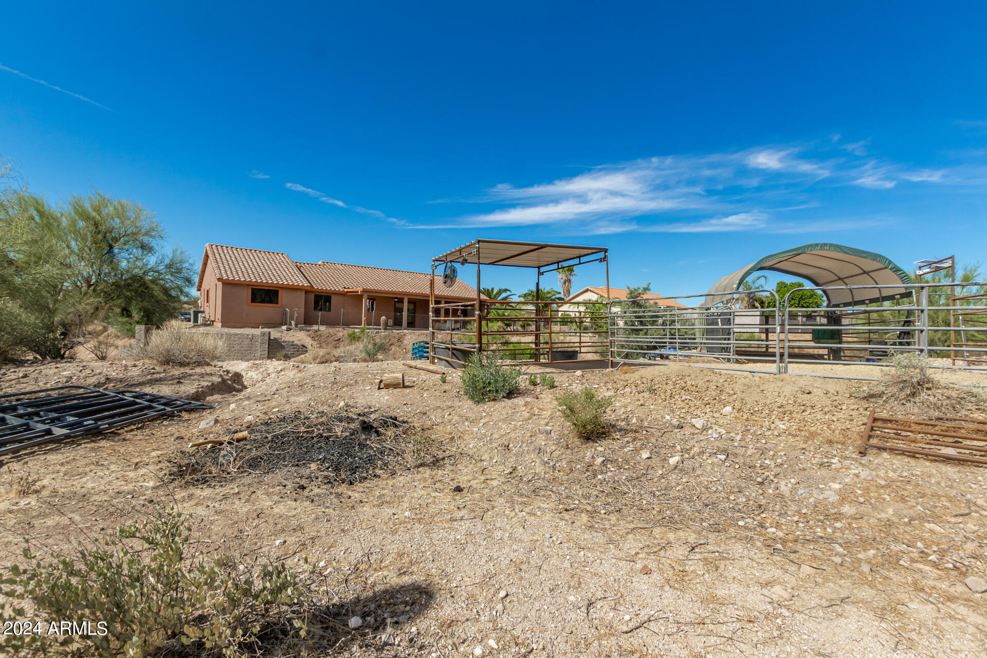 57 N ROADRUNNER Road