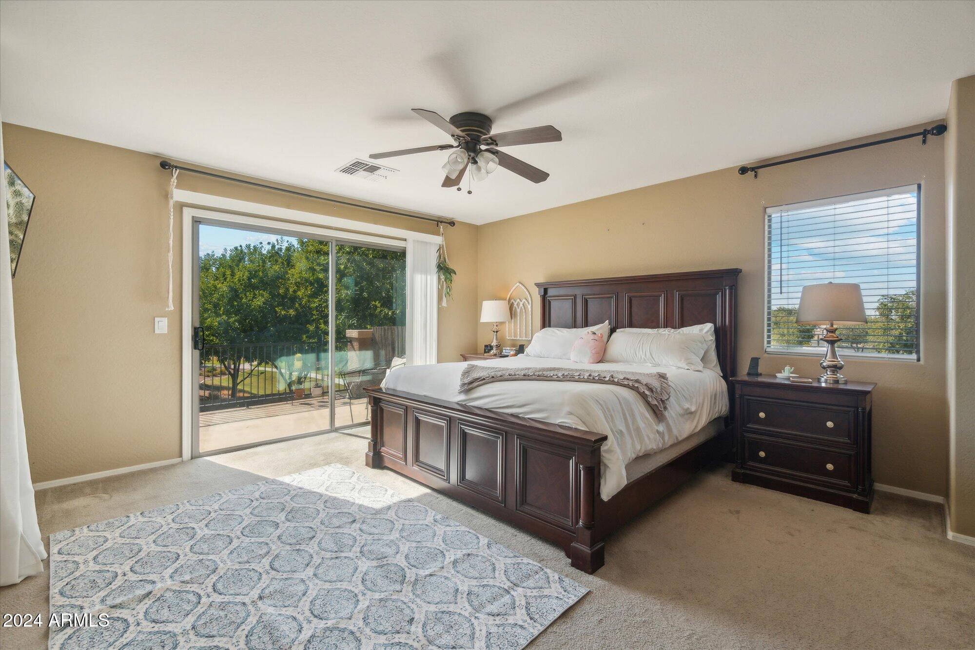 391 W DRAGON TREE Avenue