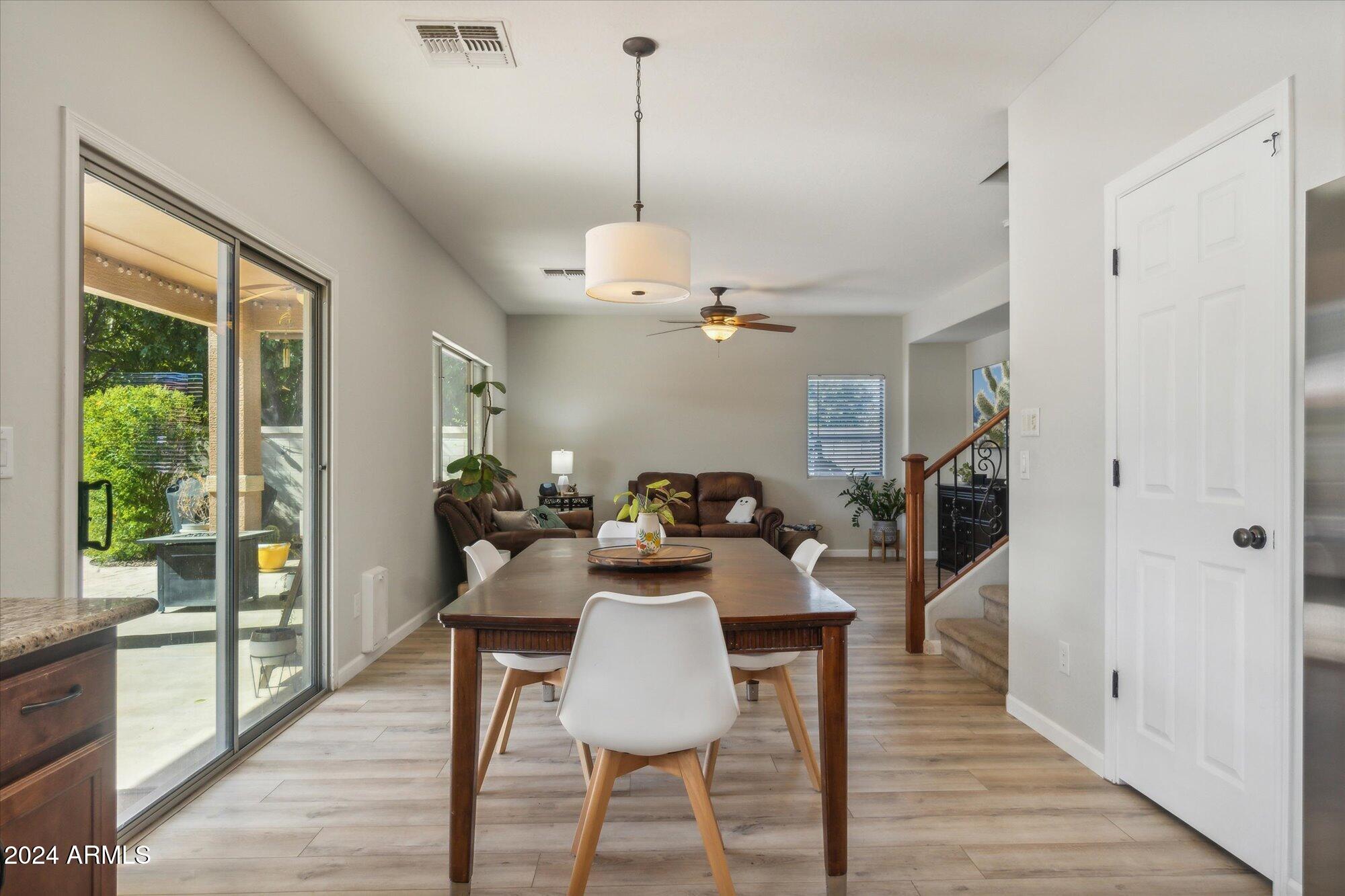 391 W DRAGON TREE Avenue