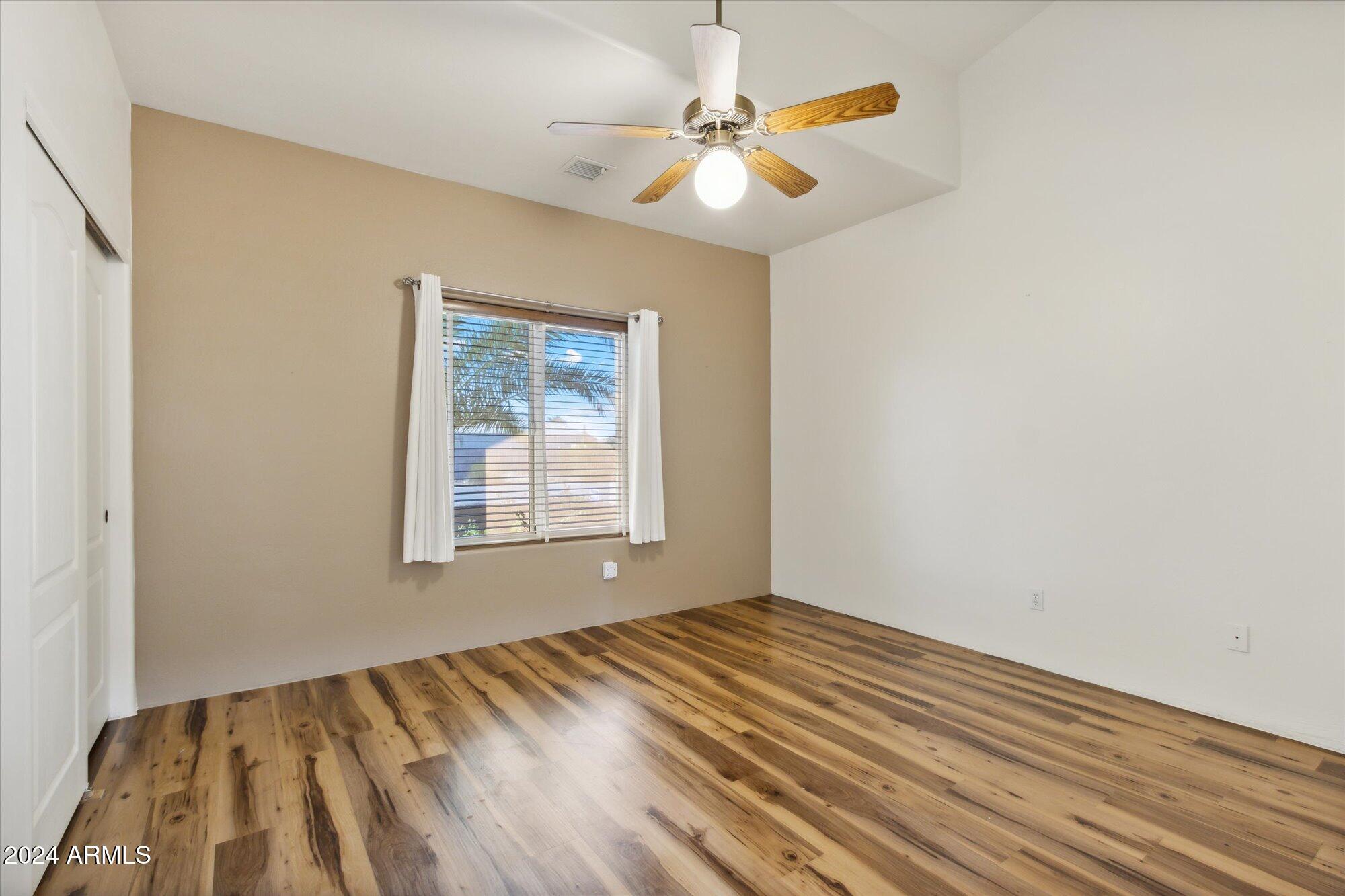 14933 S COUNTRY CLUB Way
