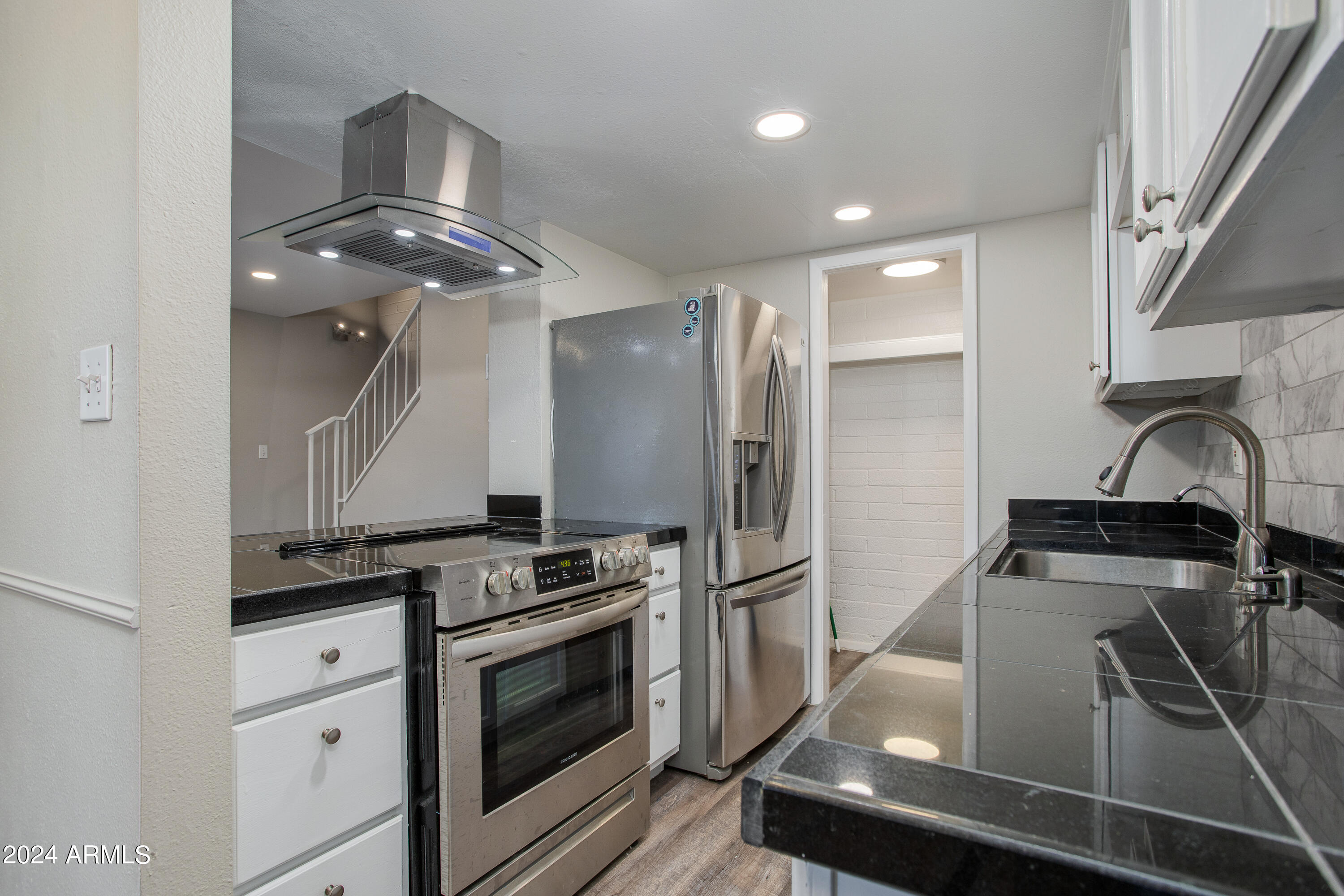 948 S ALMA SCHOOL Road # 19