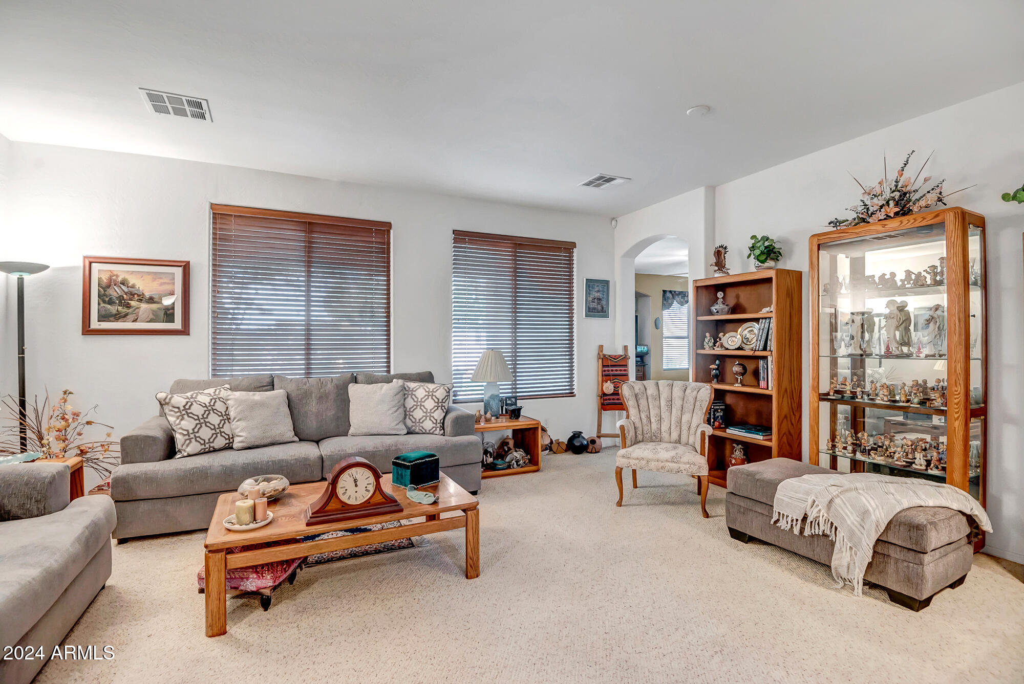 10302 W ROANOKE Avenue