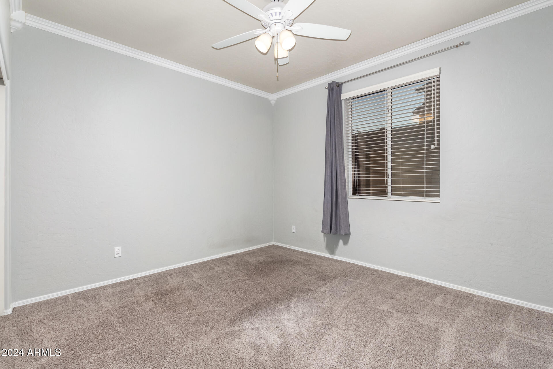 1932 E BRENTRUP Drive