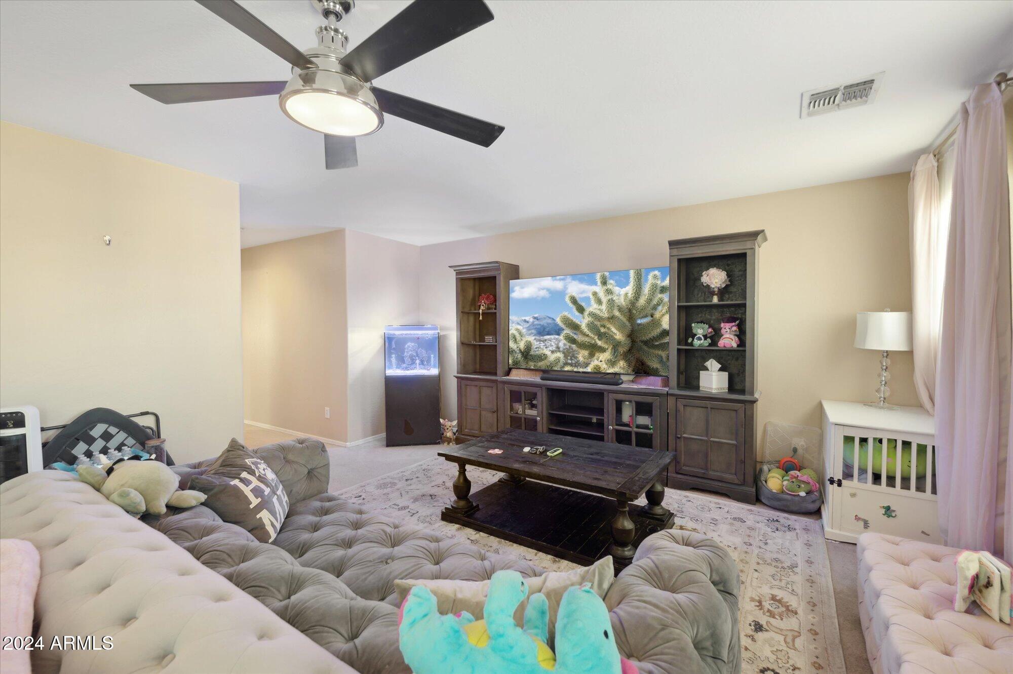 5403 W ILLINI Street