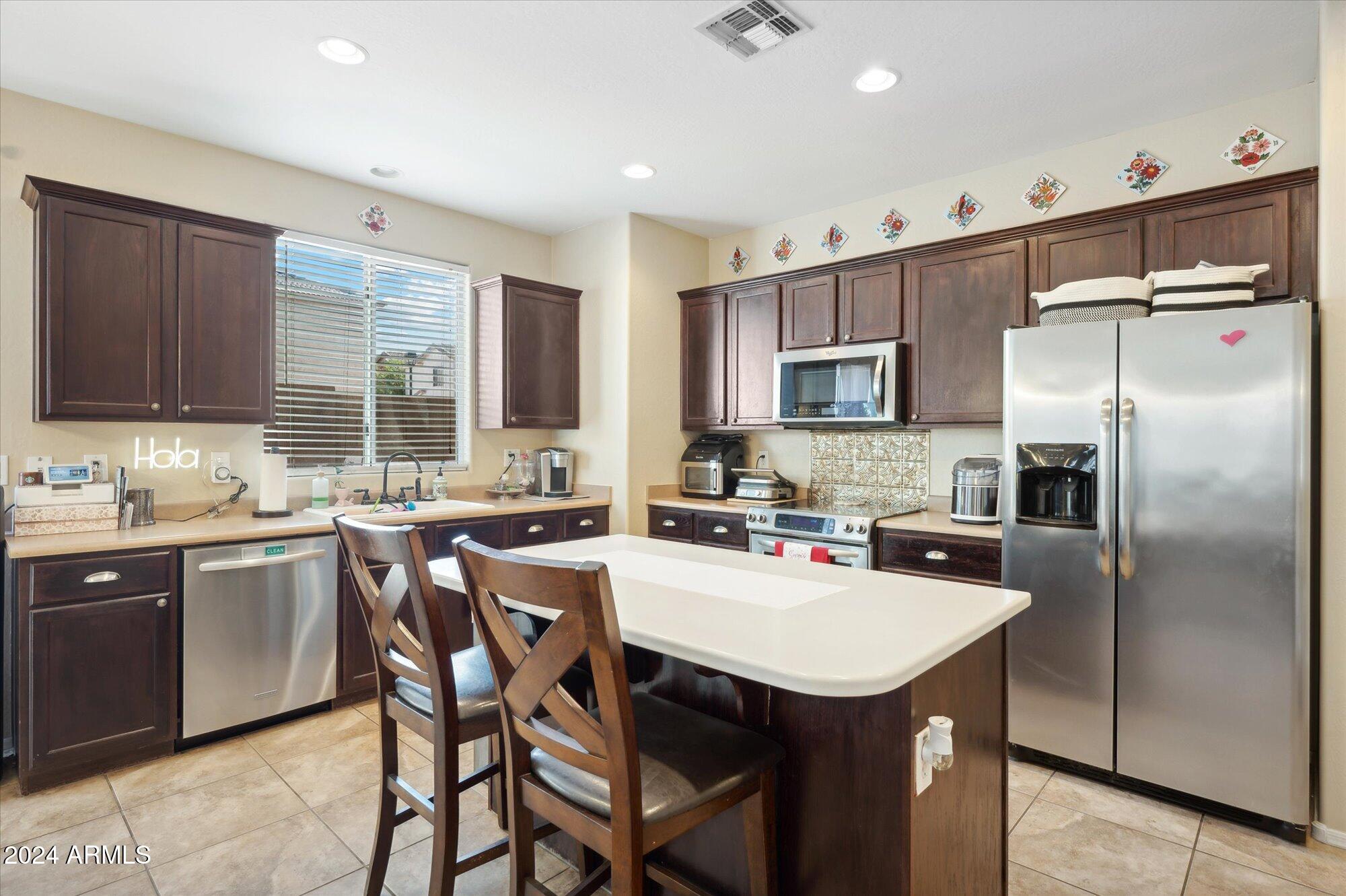 5403 W ILLINI Street