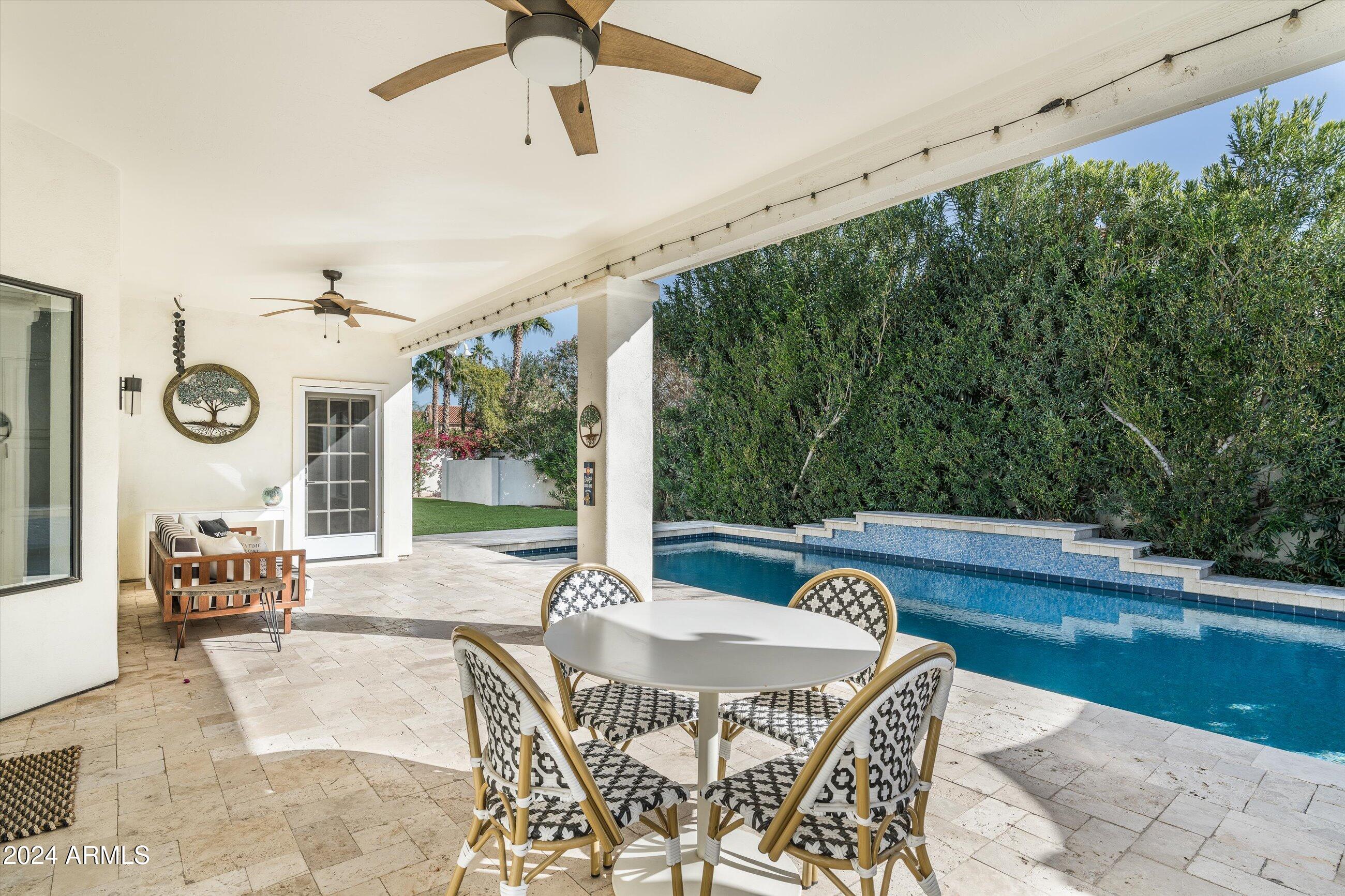 10695 E SAN SALVADOR Drive