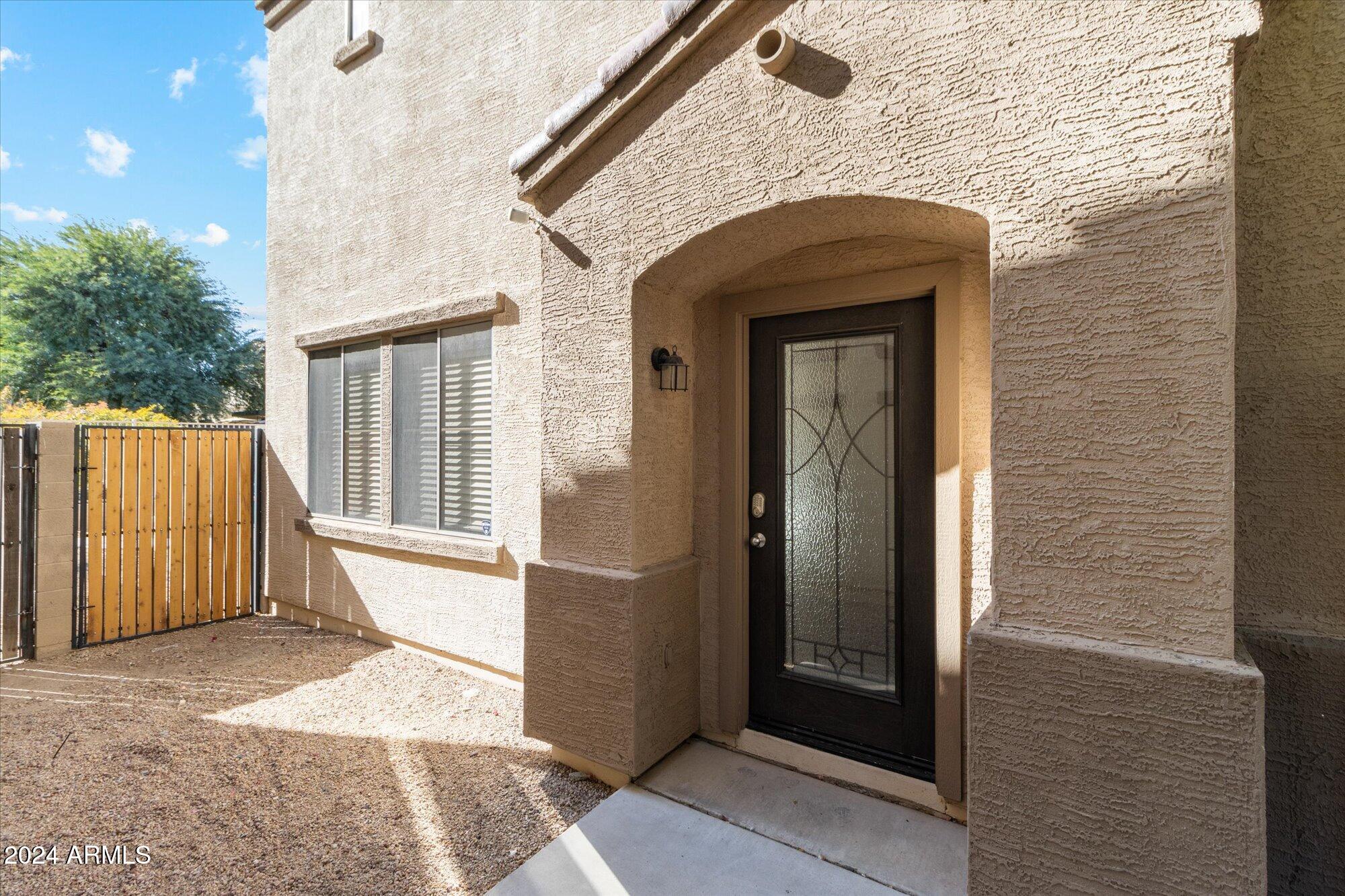 1339 E DUNBAR Drive