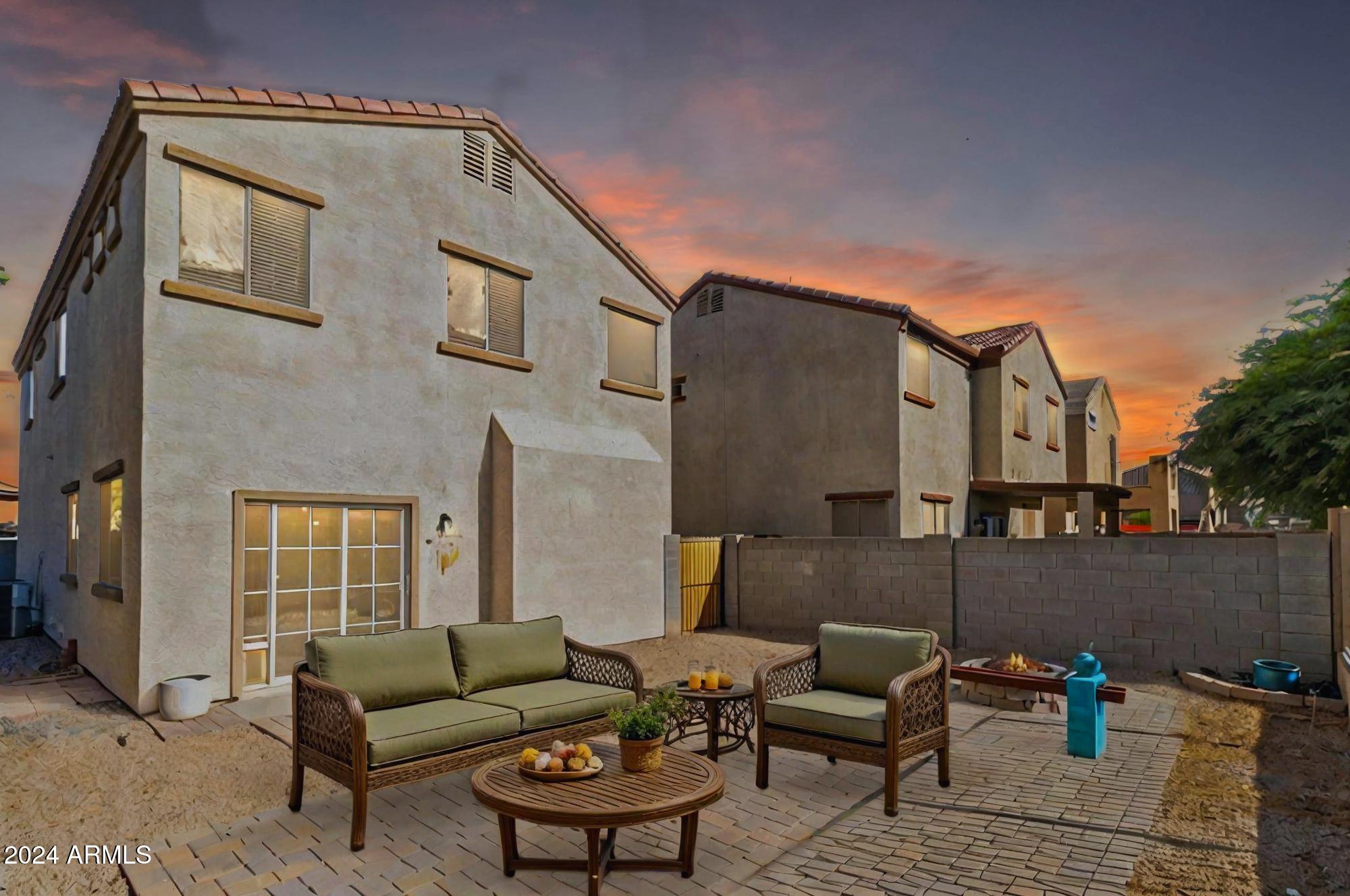 1339 E DUNBAR Drive