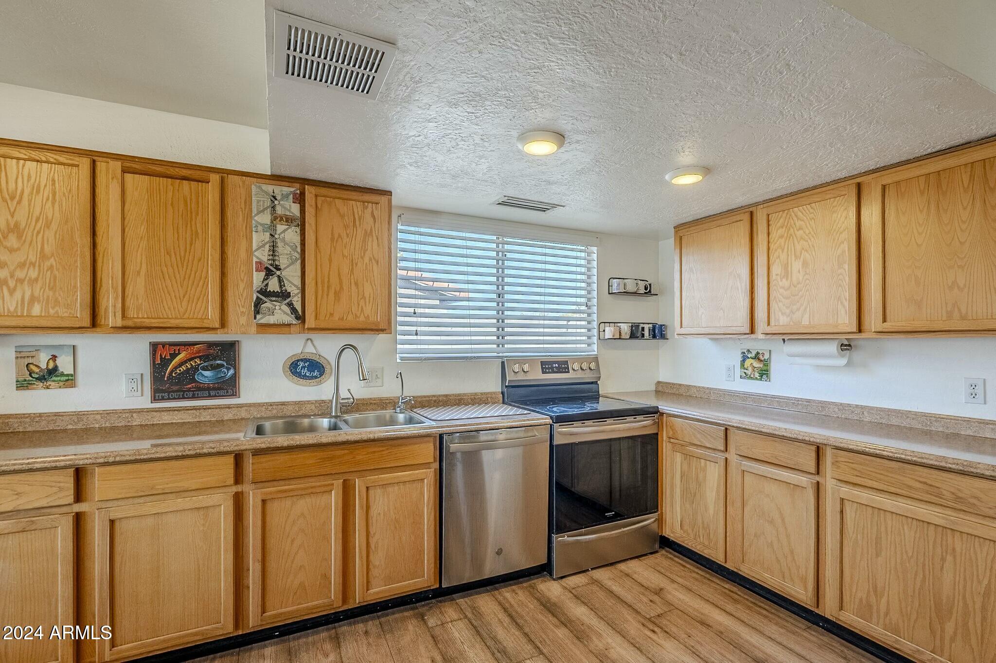 1404 N EL DORADO Drive