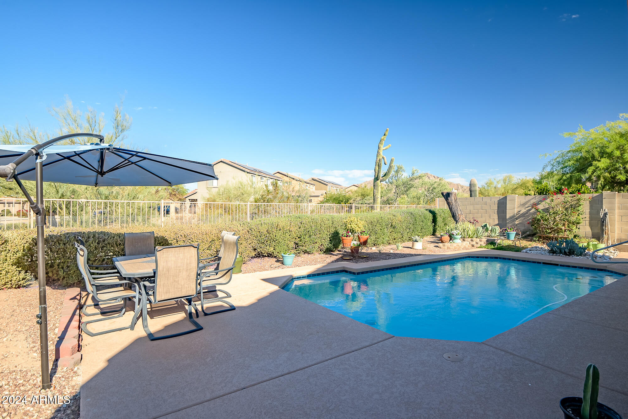 17542 W ROCK LEDGE Road