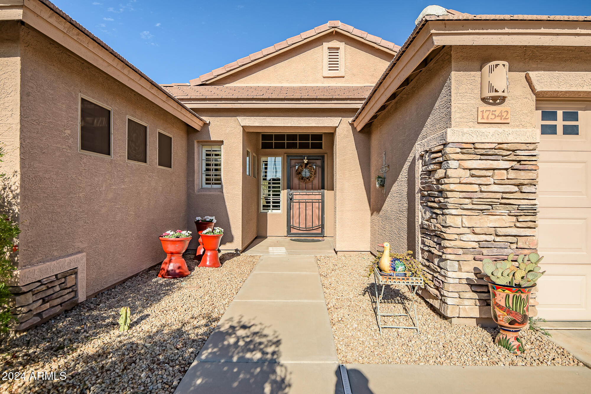 17542 W ROCK LEDGE Road