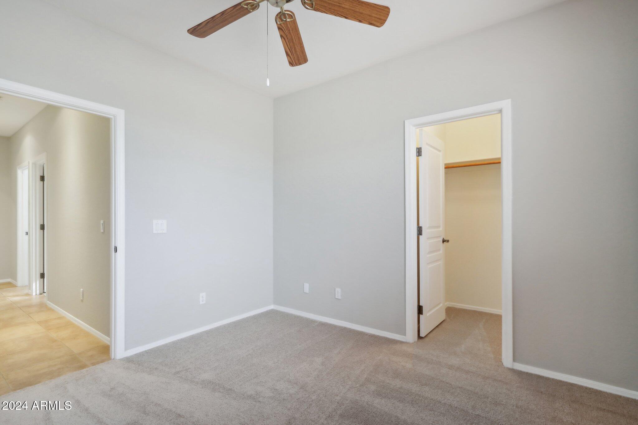 2764 N STERLING Street