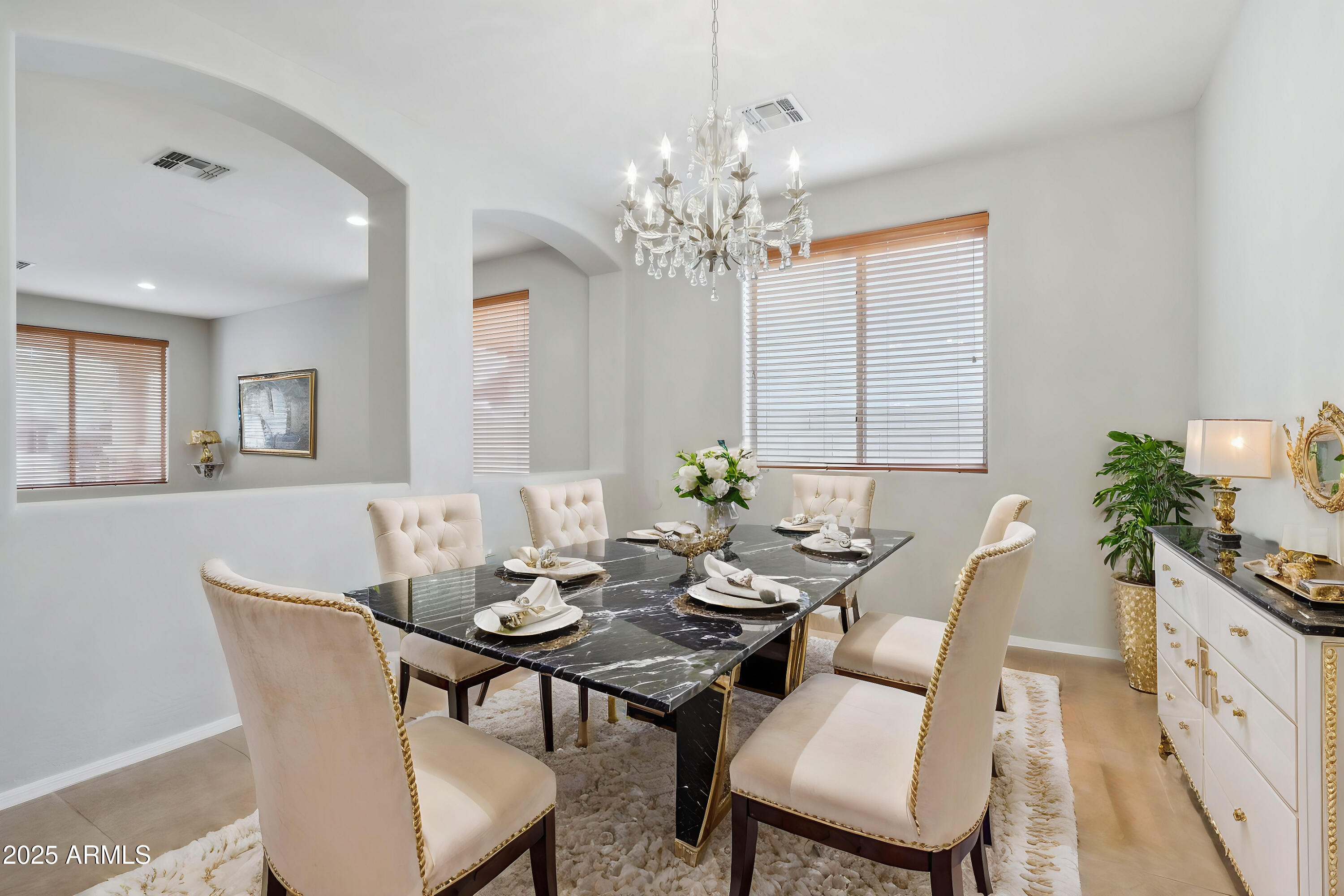 2764 N STERLING Street