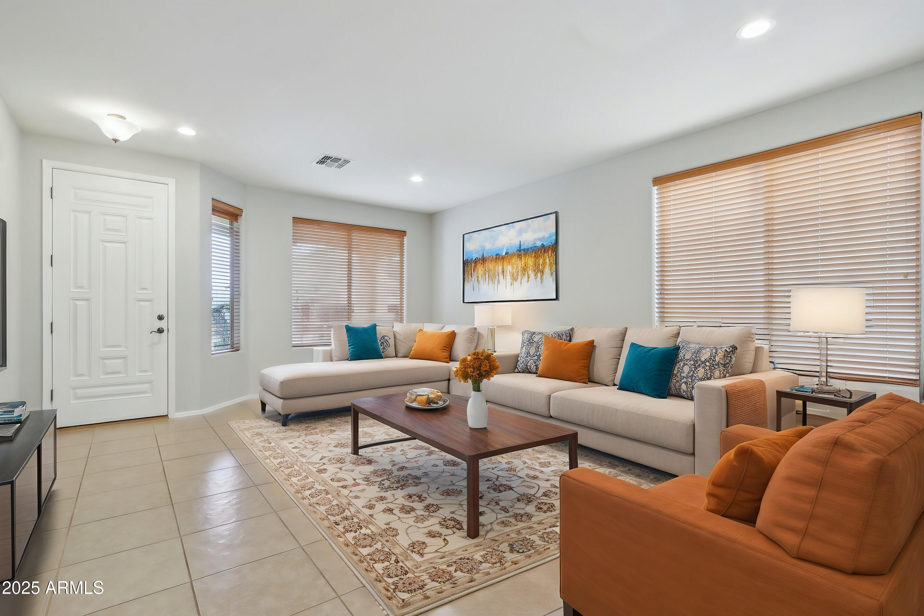 2764 N STERLING Street