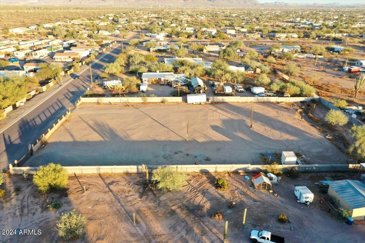 1851 W WINDSONG Street Unit: -