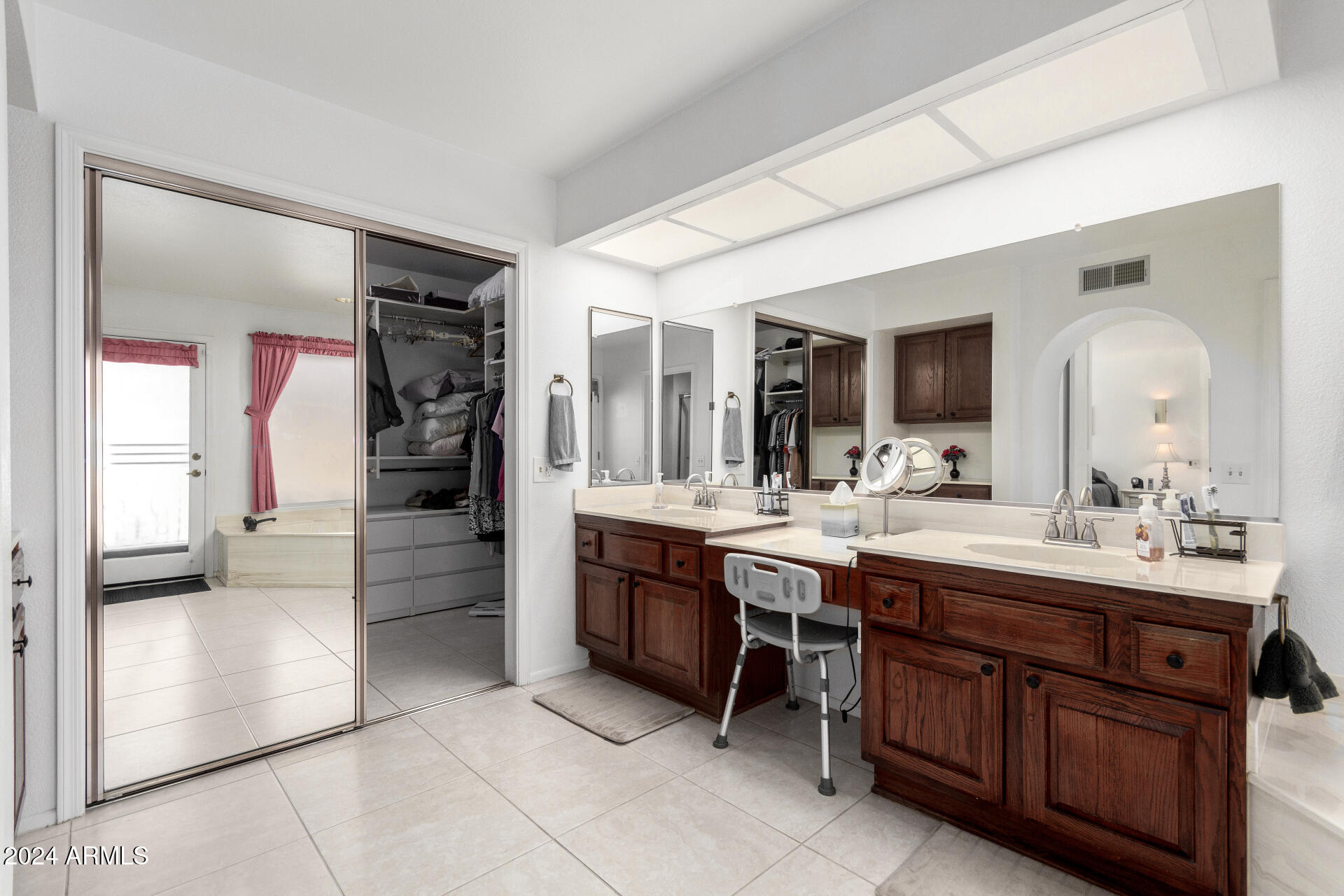 14223 W DESERT GLEN Drive