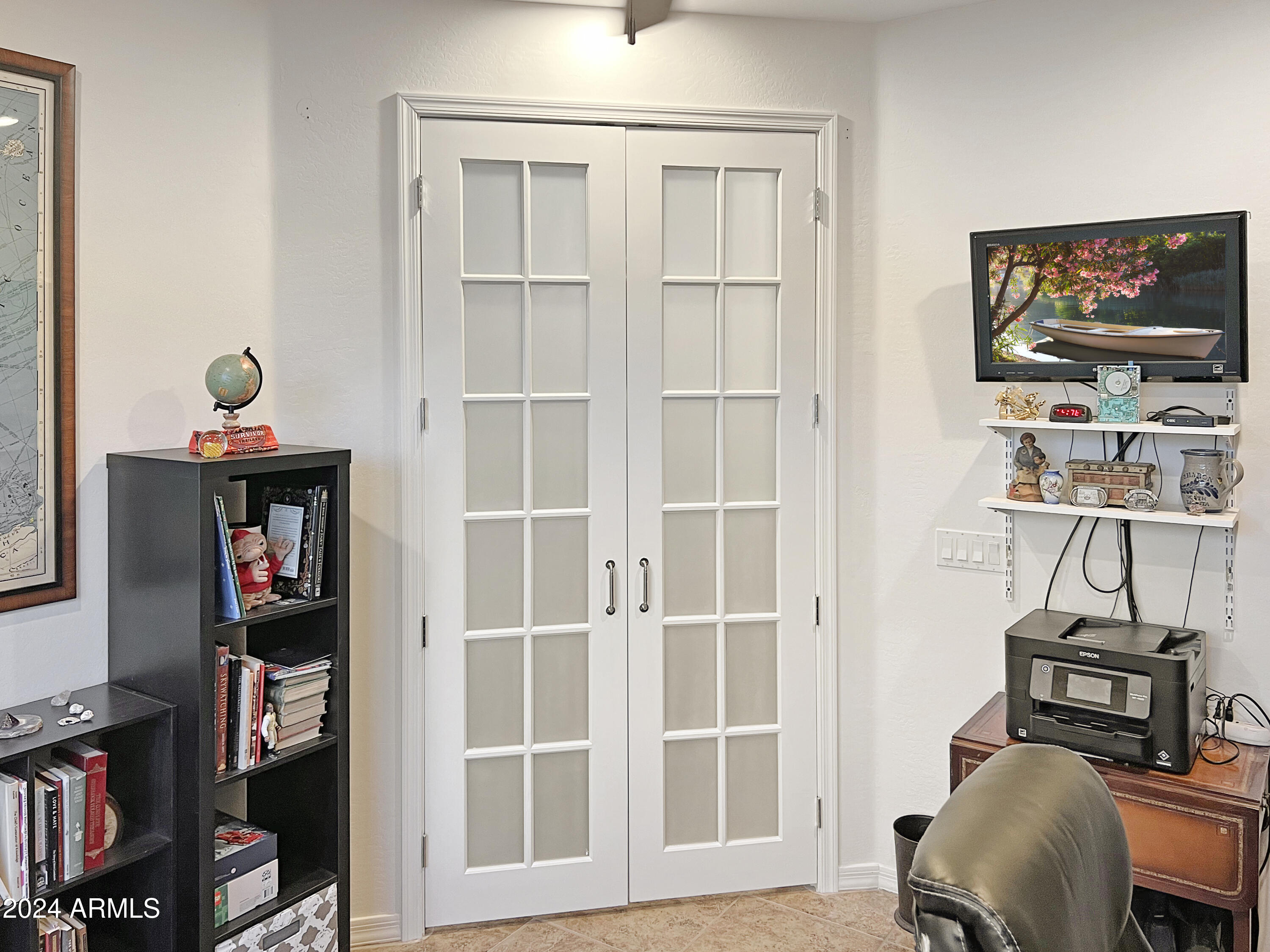 3575 N COLONIAL Court