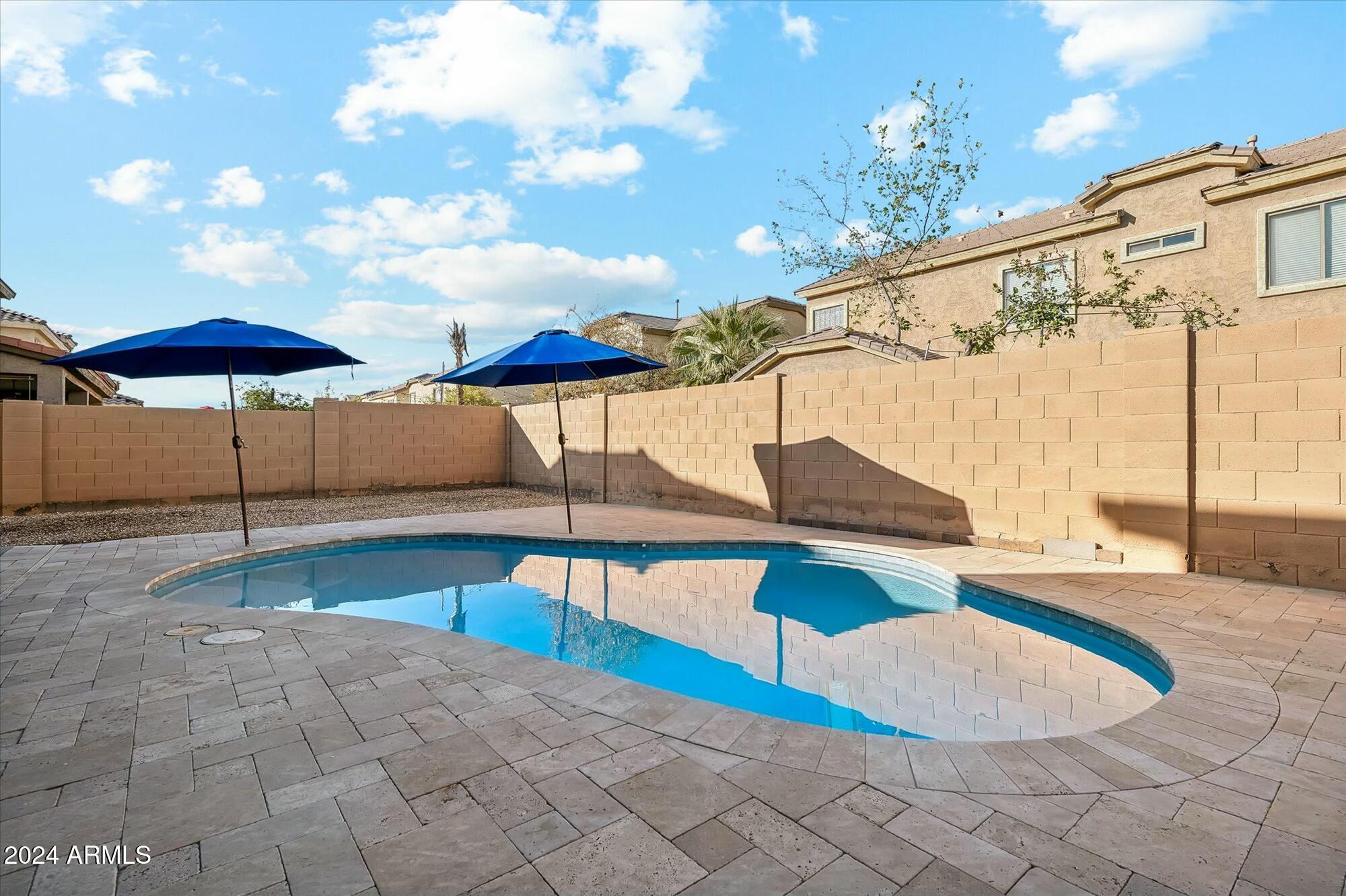 6818 W NANCY Lane