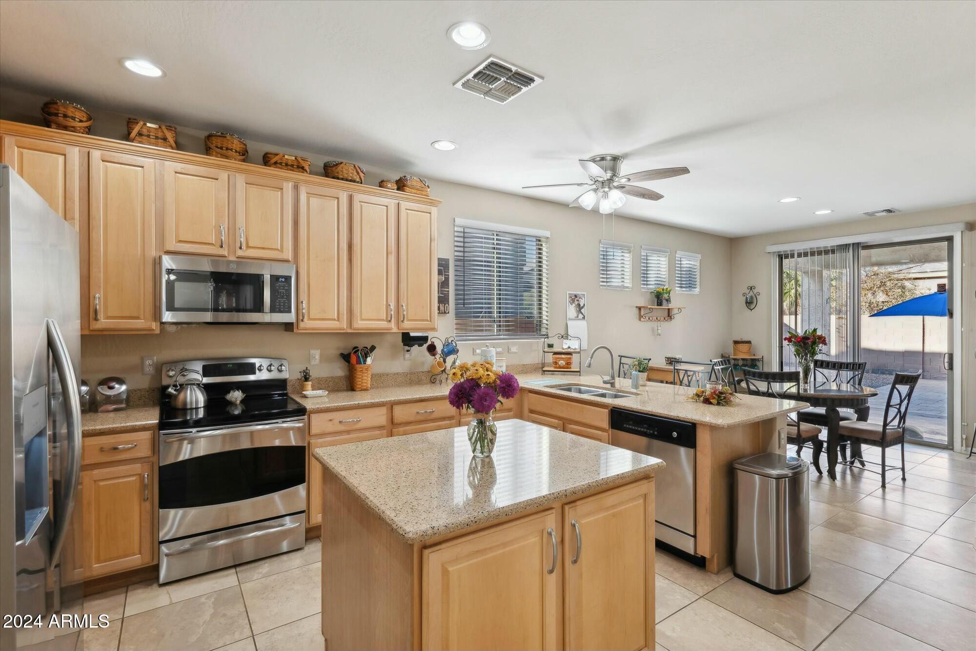 6818 W NANCY Lane