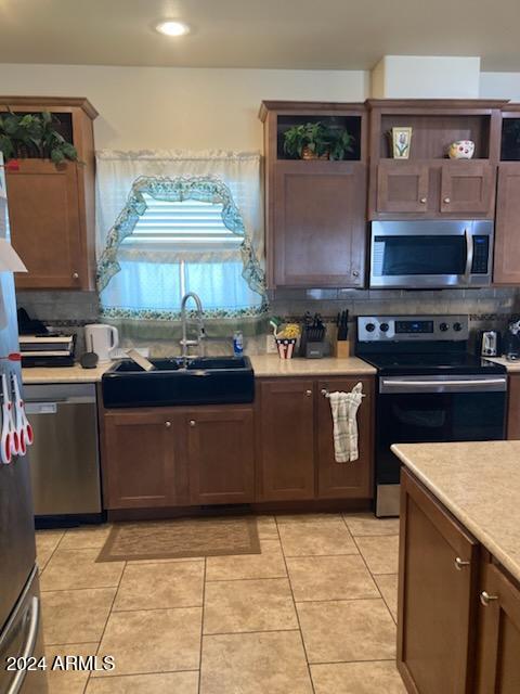 2000 S APACHE Road # 406