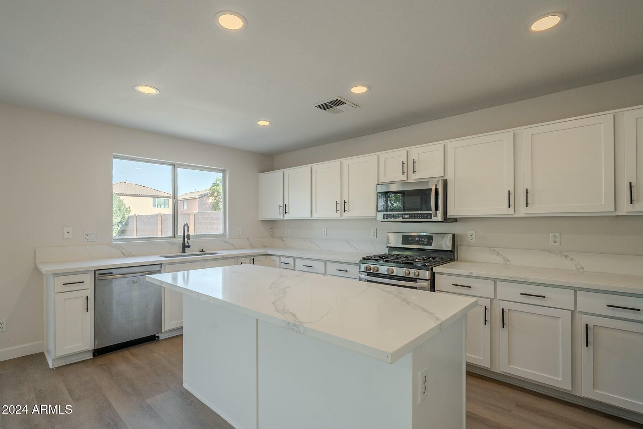 6638 W HUGHES Drive