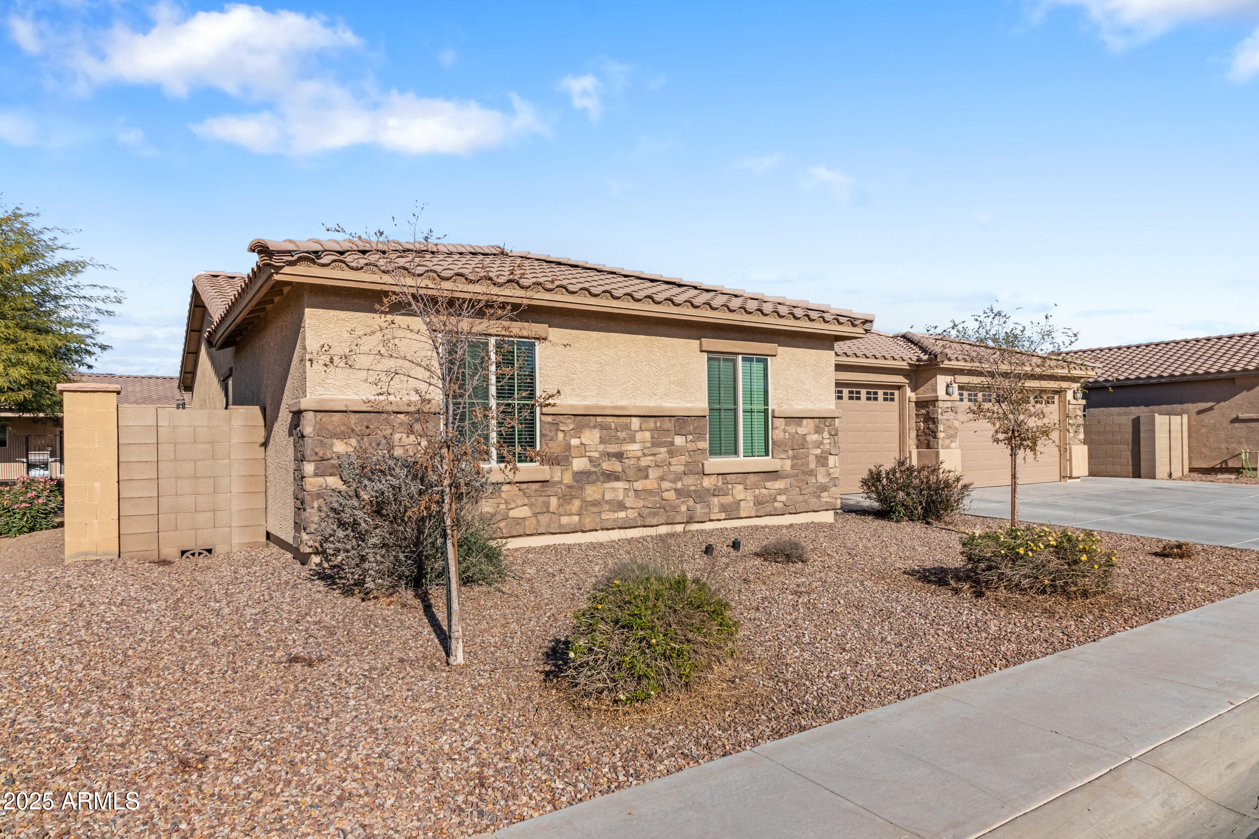 5758 W KOWALSKY Lane