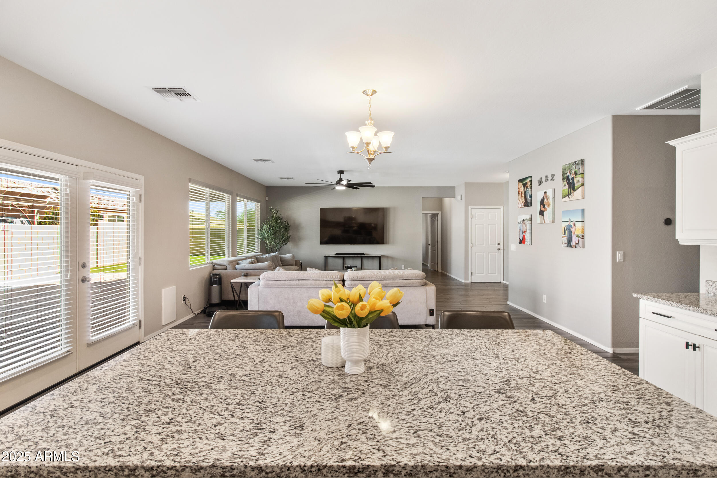 5758 W KOWALSKY Lane