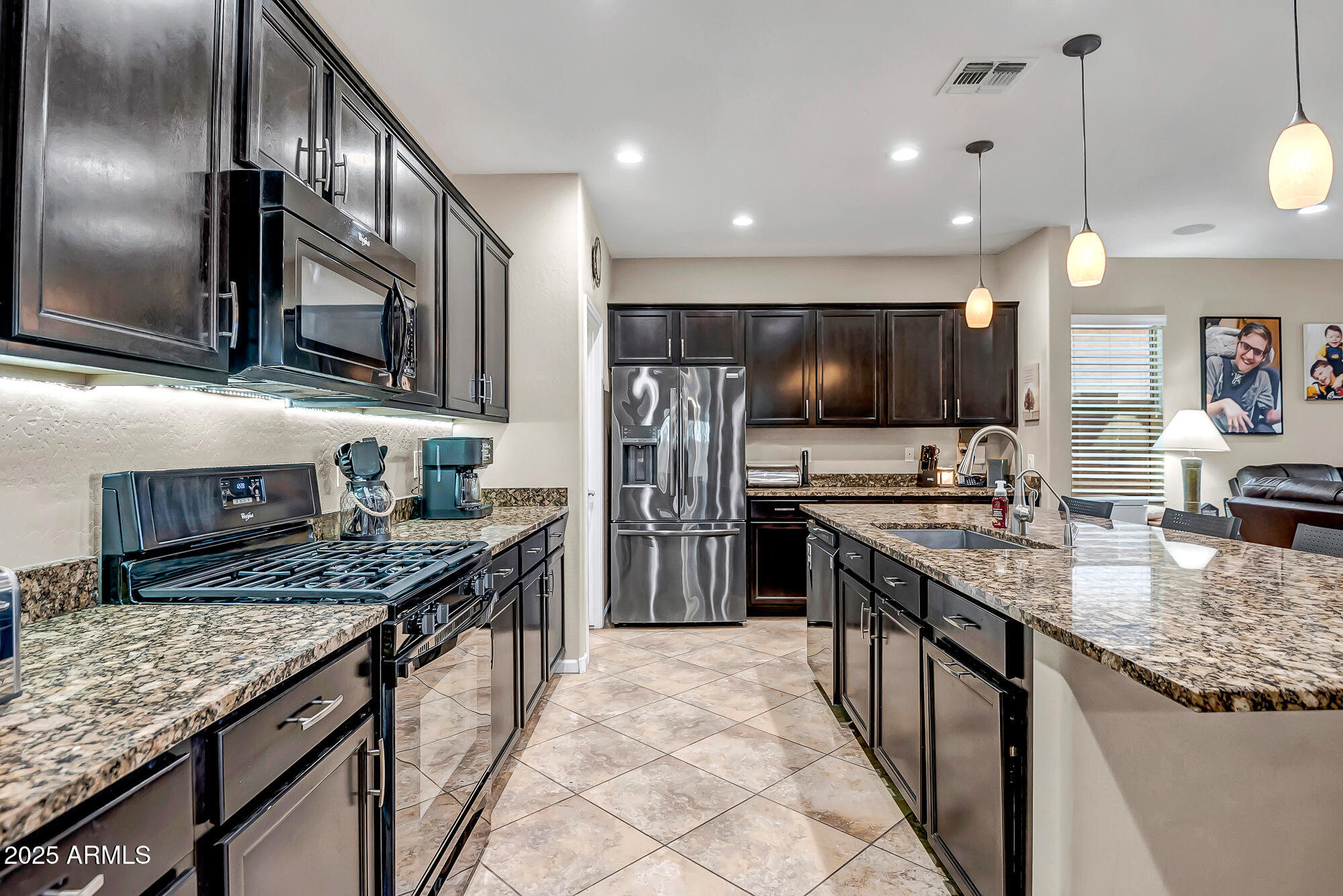 12243 W DESERT MOON Way