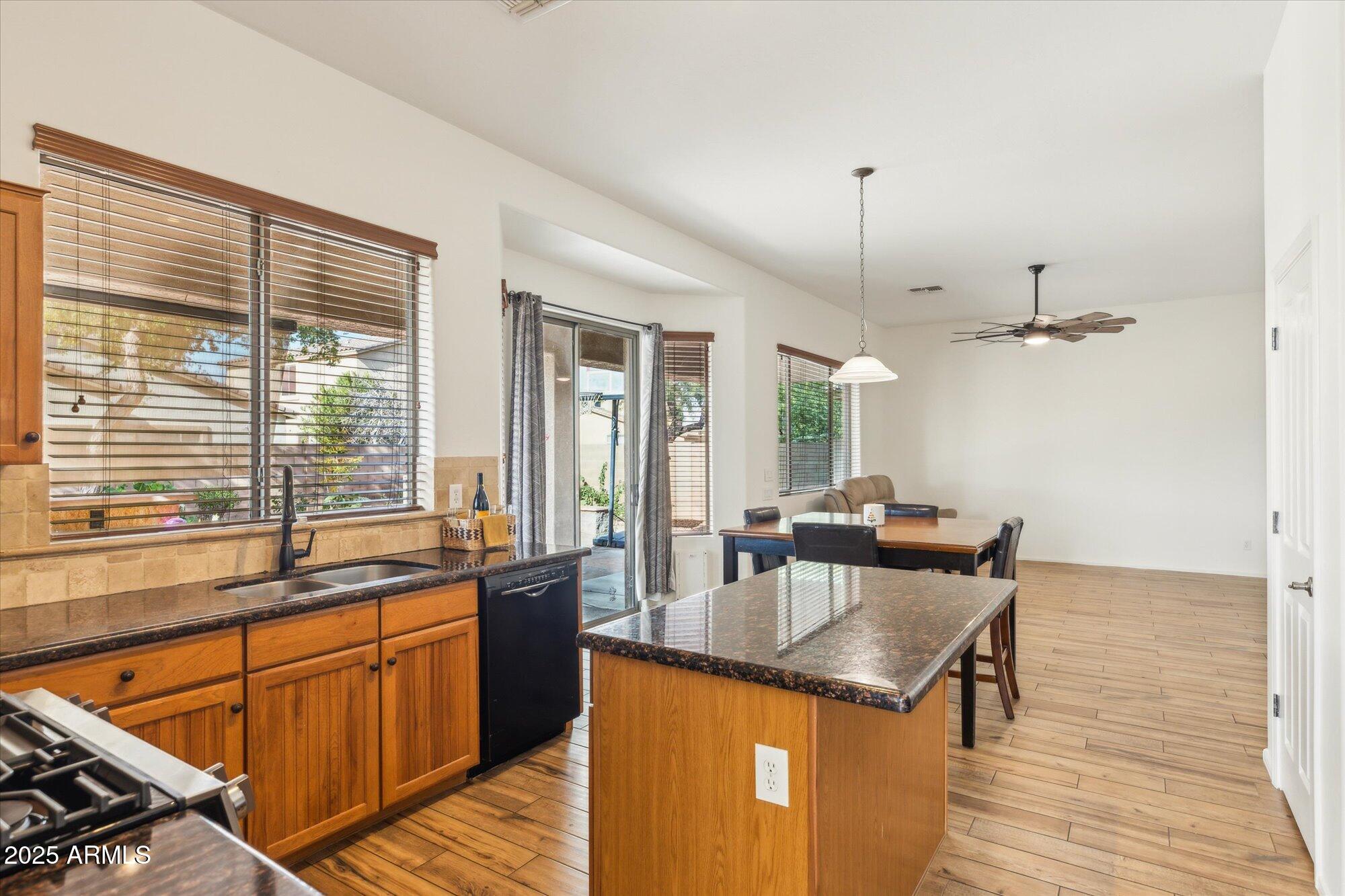 4684 S MAVERICK Avenue