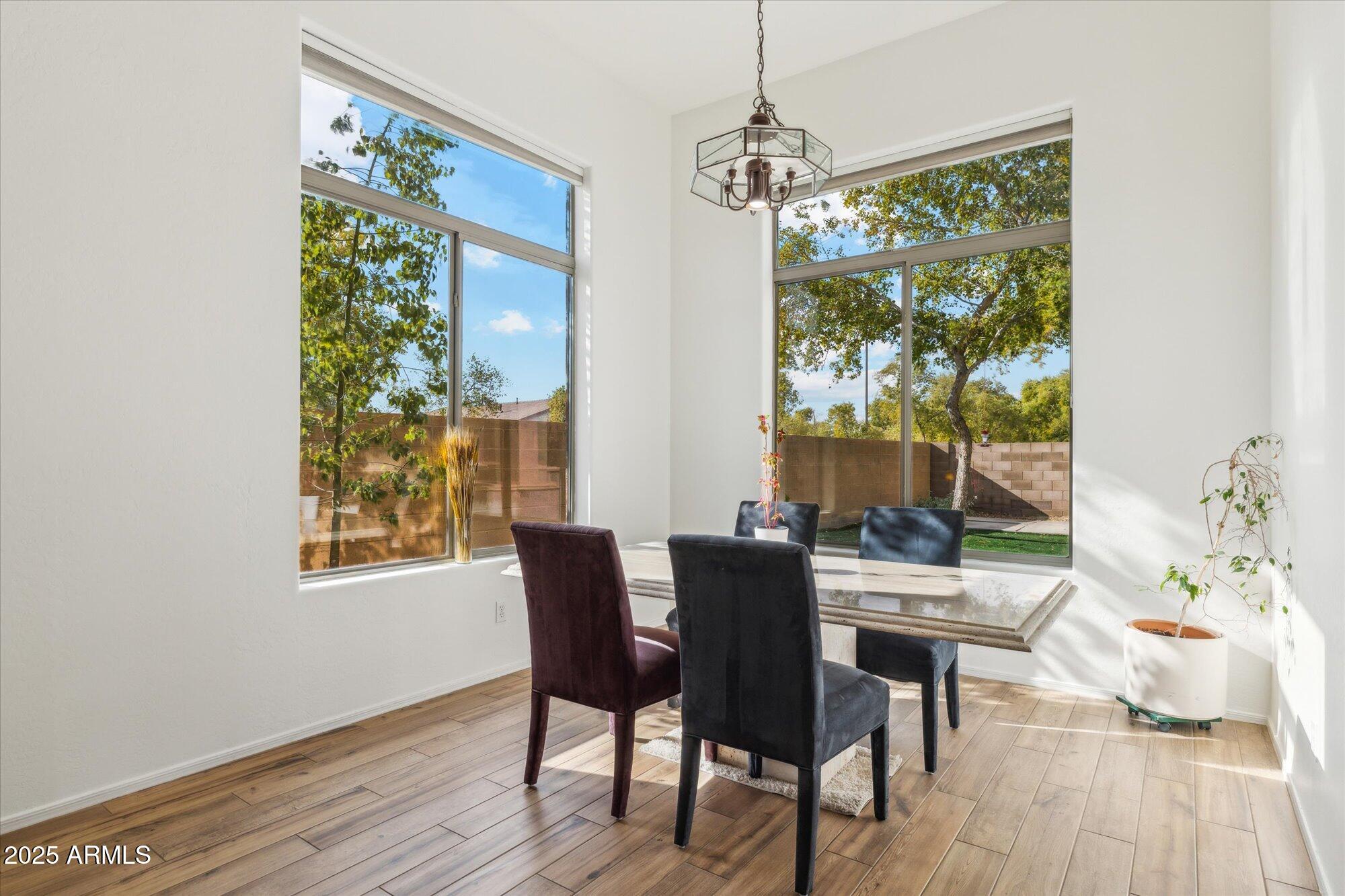 4684 S MAVERICK Avenue