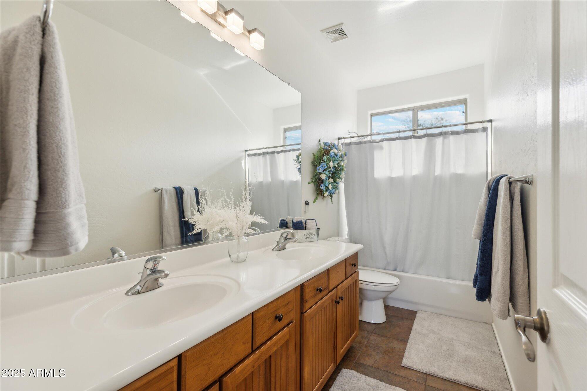 4684 S MAVERICK Avenue