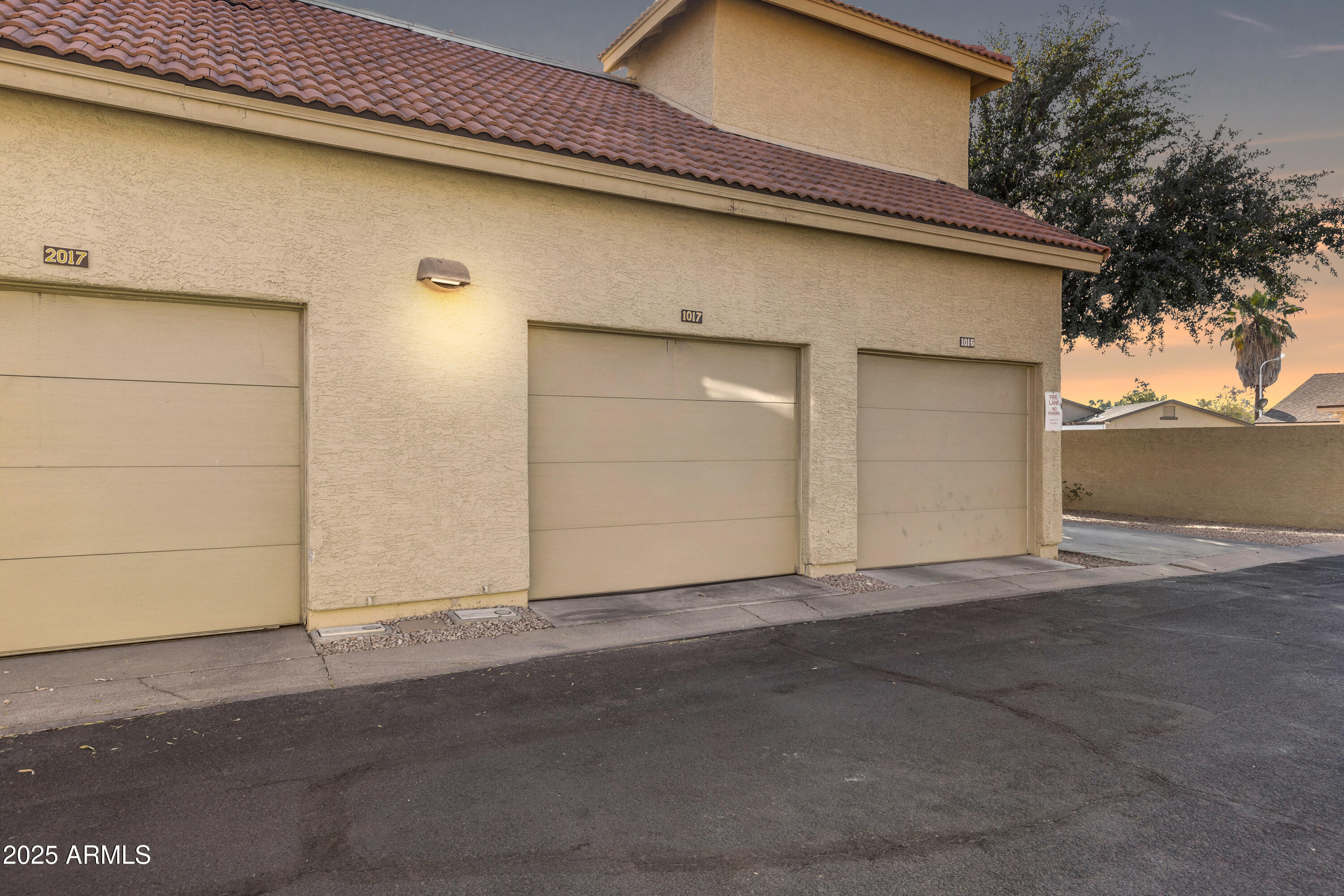 1126 W Elliot Road # 1017