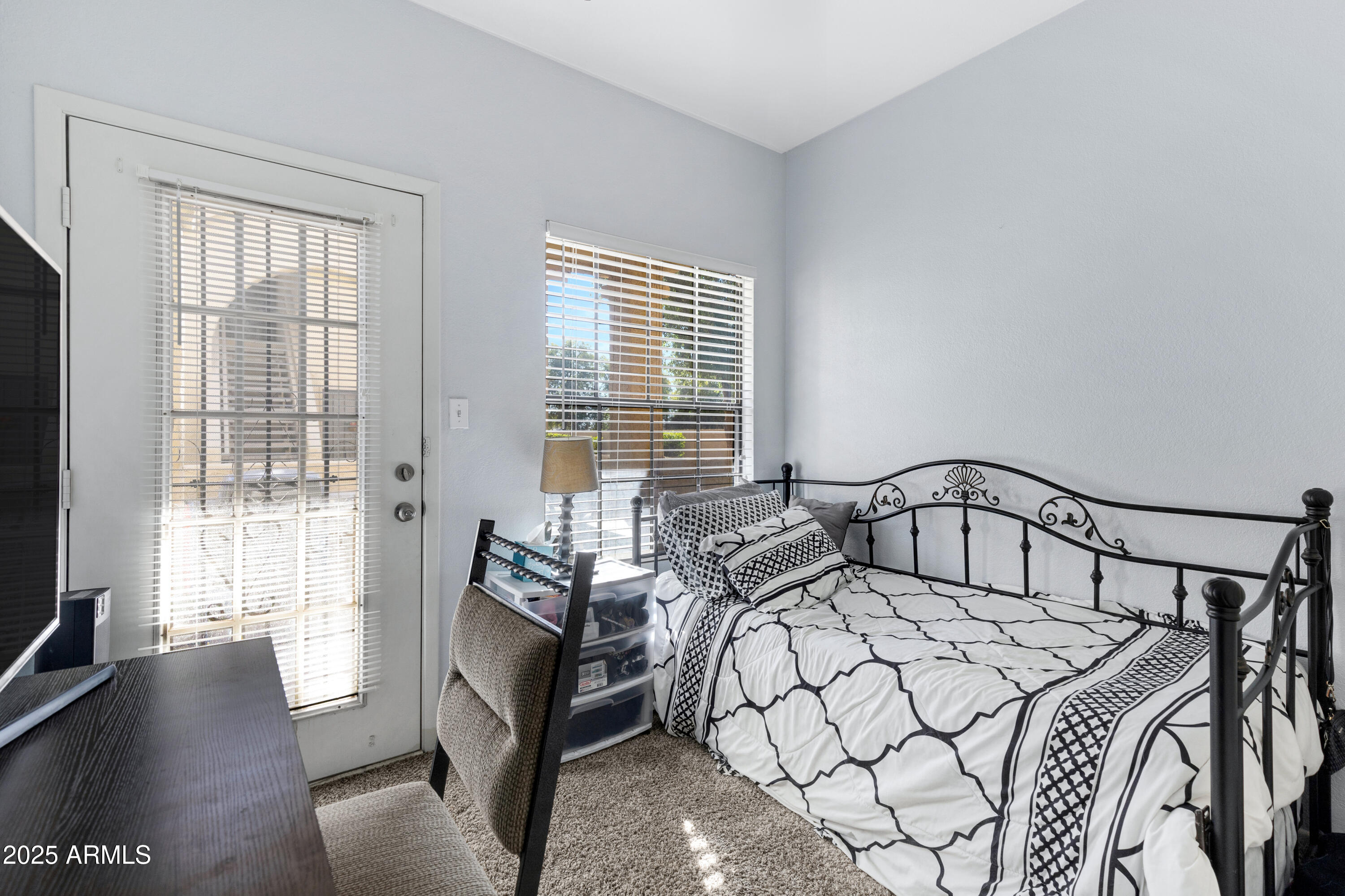 1126 W Elliot Road # 1017