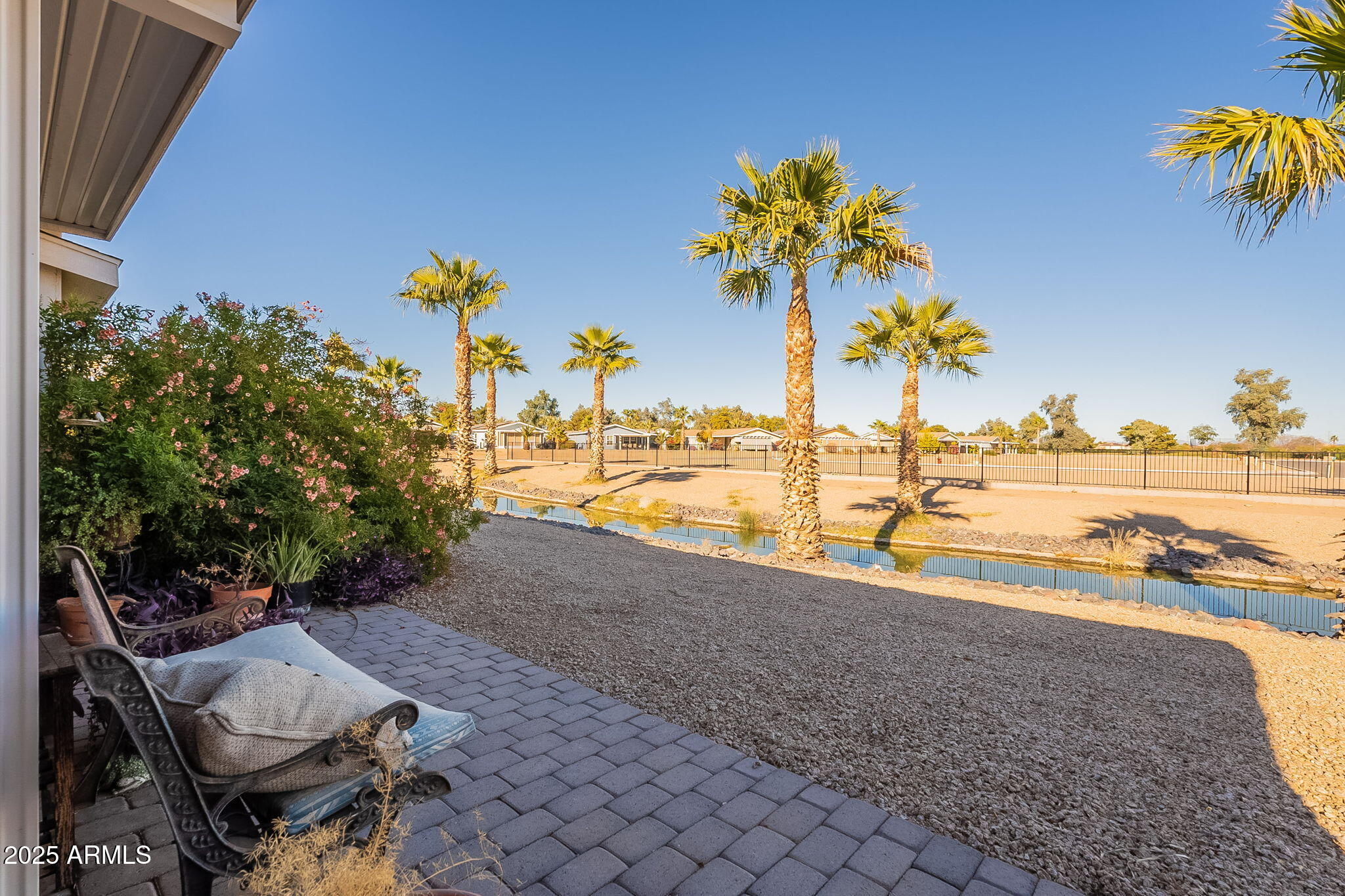11201 N EL MIRAGE Road Unit: 1255
