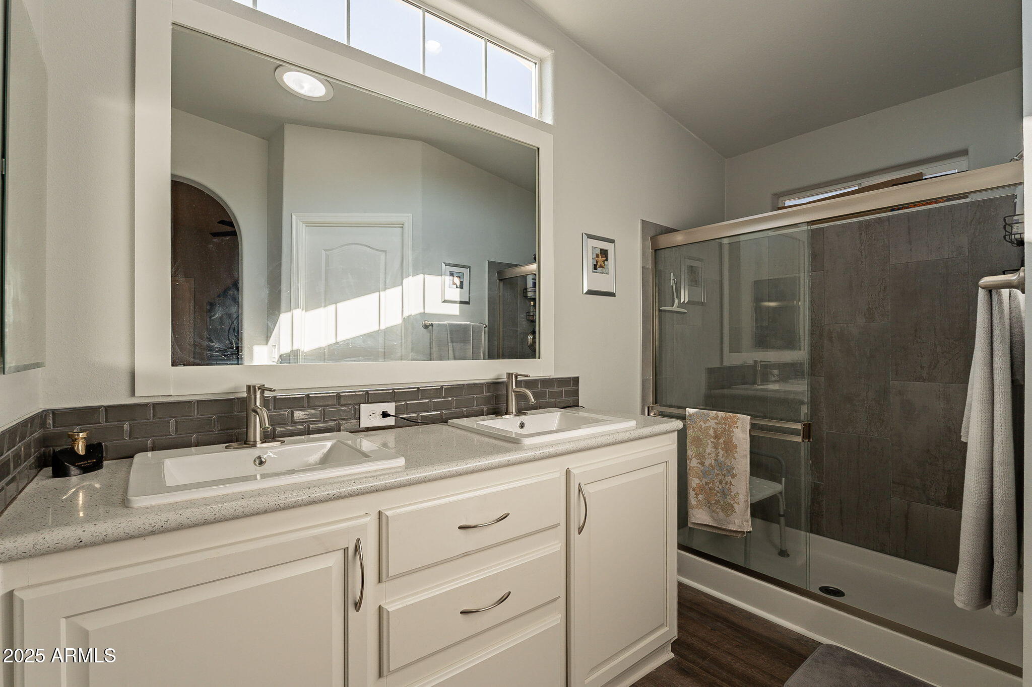11201 N EL MIRAGE Road Unit: 1255