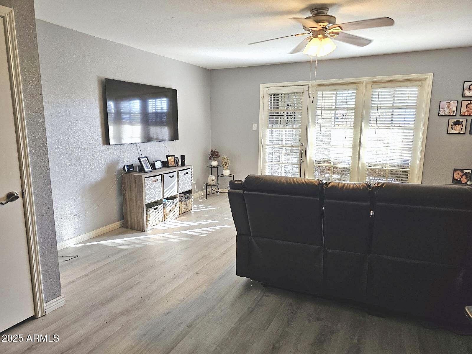 2121 W UNION HILLS Drive # 115