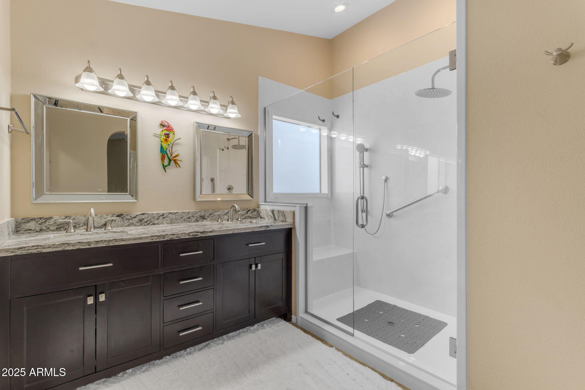 408 W STRAFORD Drive