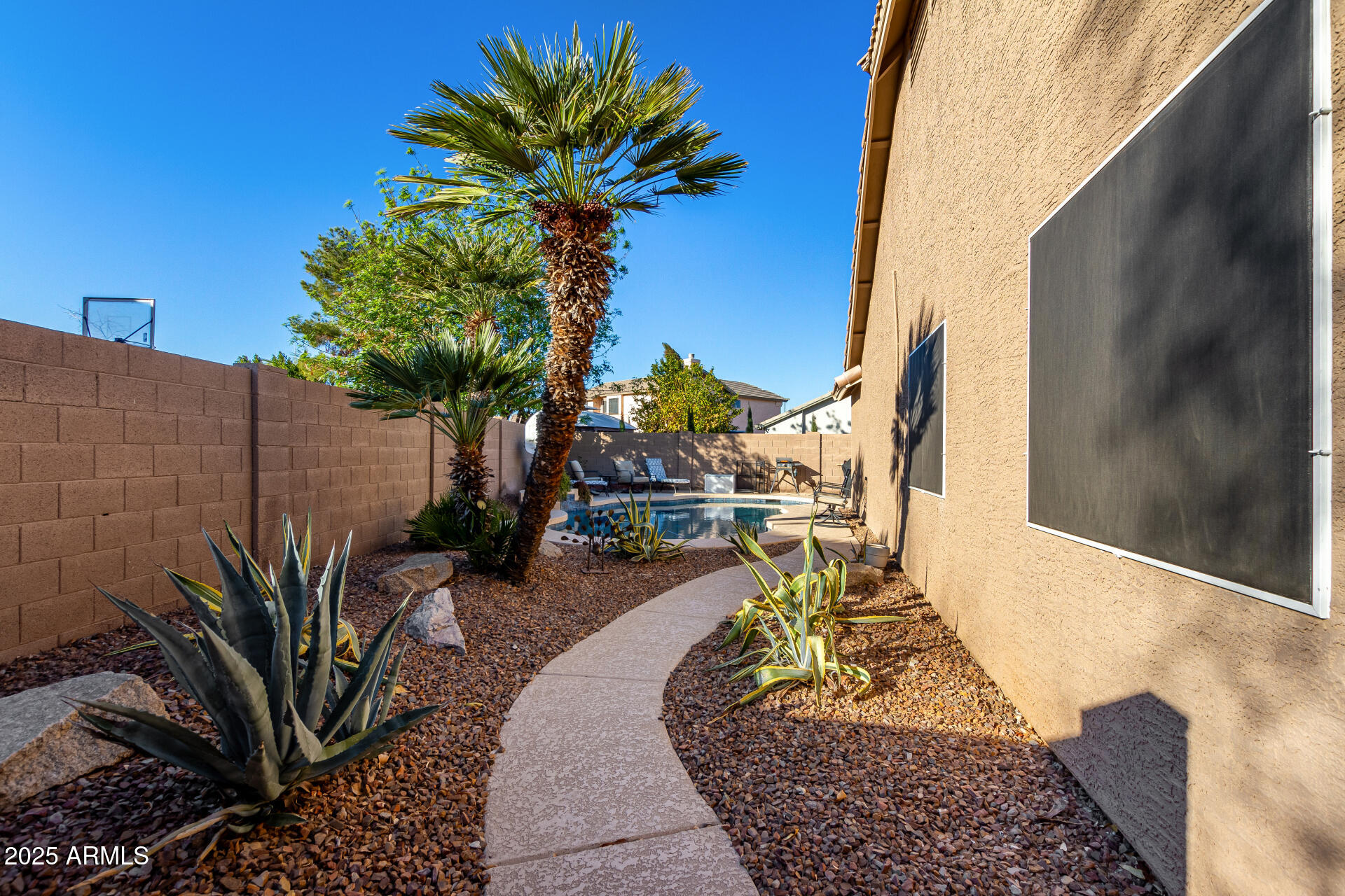 474 E JASPER Drive