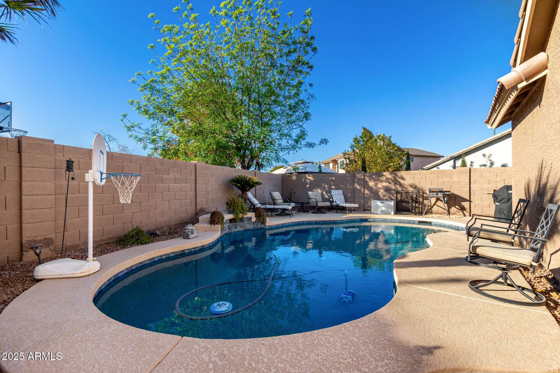 474 E JASPER Drive