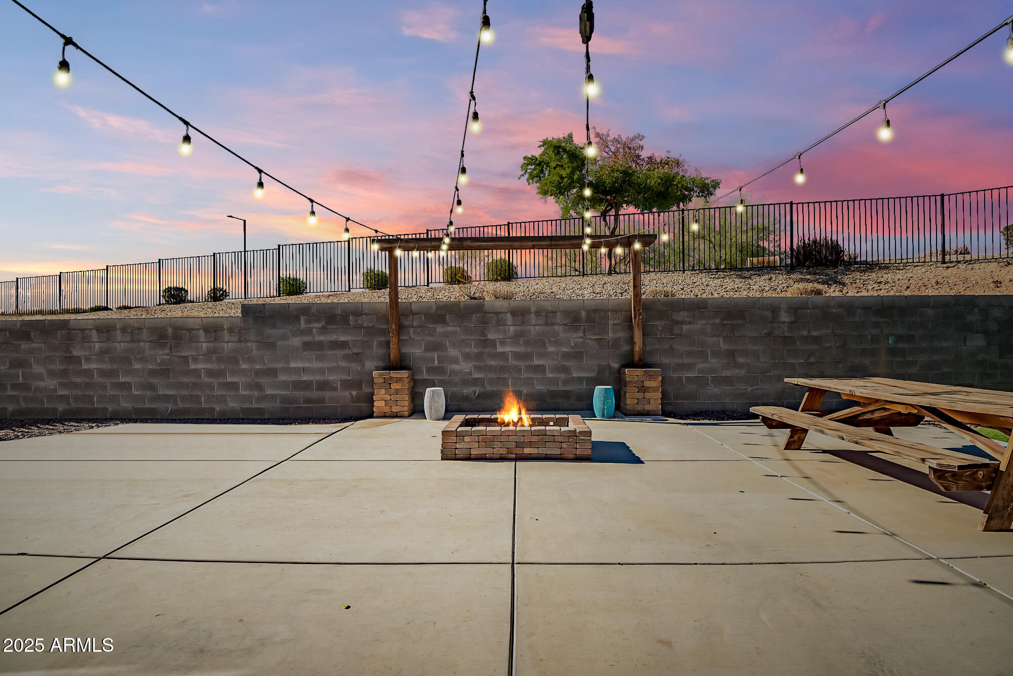 13257 W Avenida Del Rey Drive