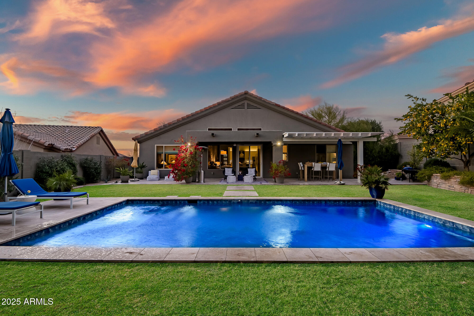 10335 E ACACIA Drive