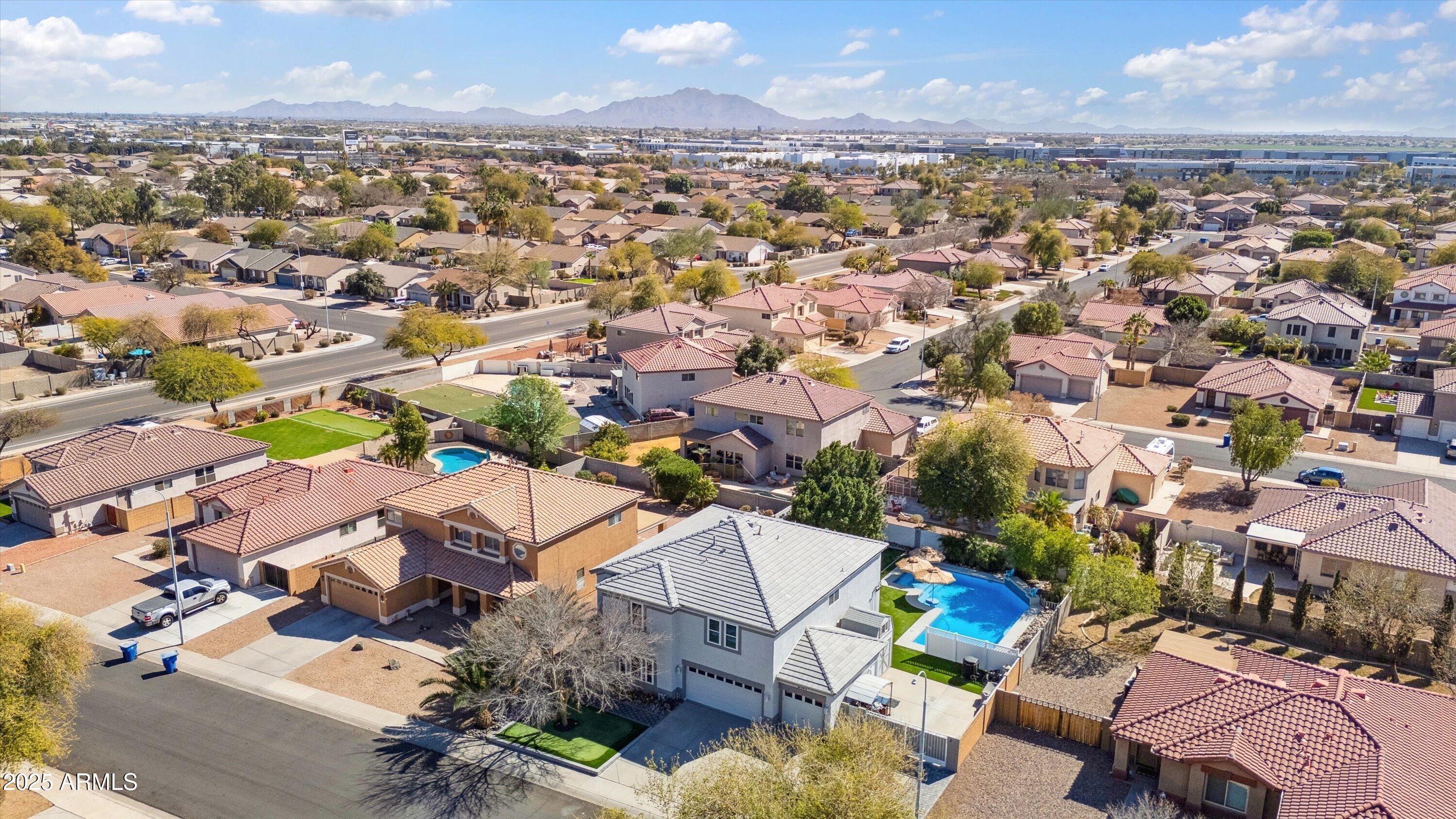 2161 E FLINTLOCK Way