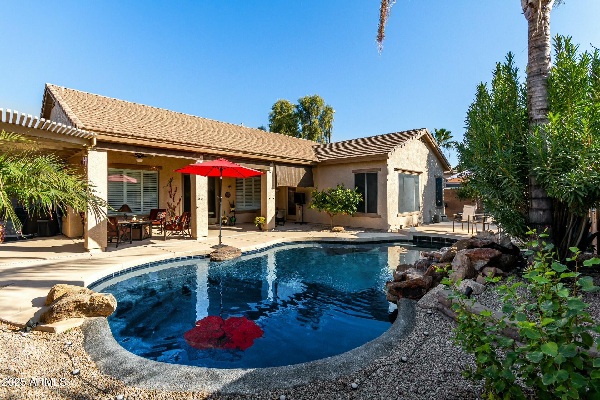 3559 E BRIDGEPORT Parkway